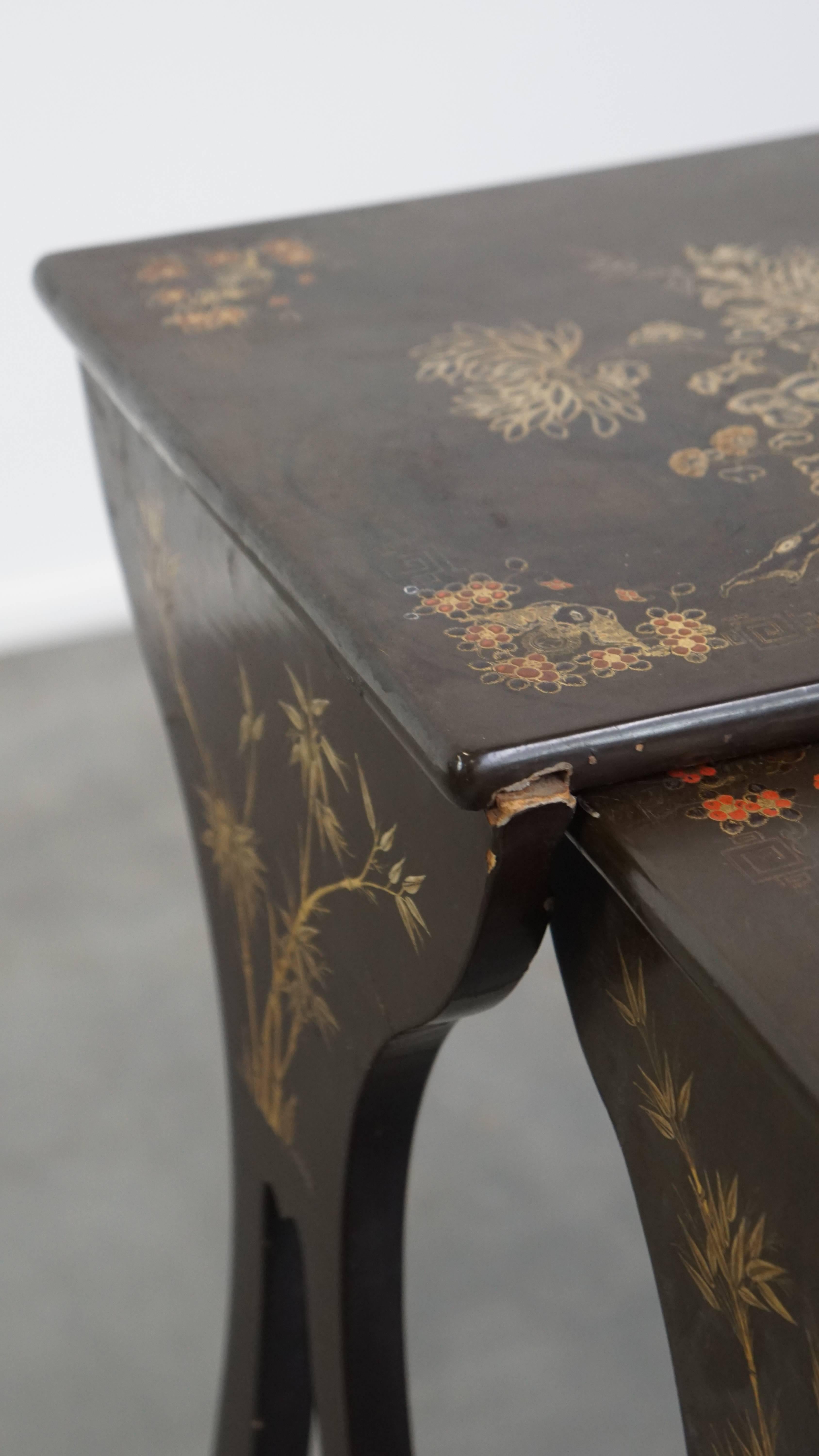 Wood Set of 2 vintage Japanese lacquered side tables For Sale