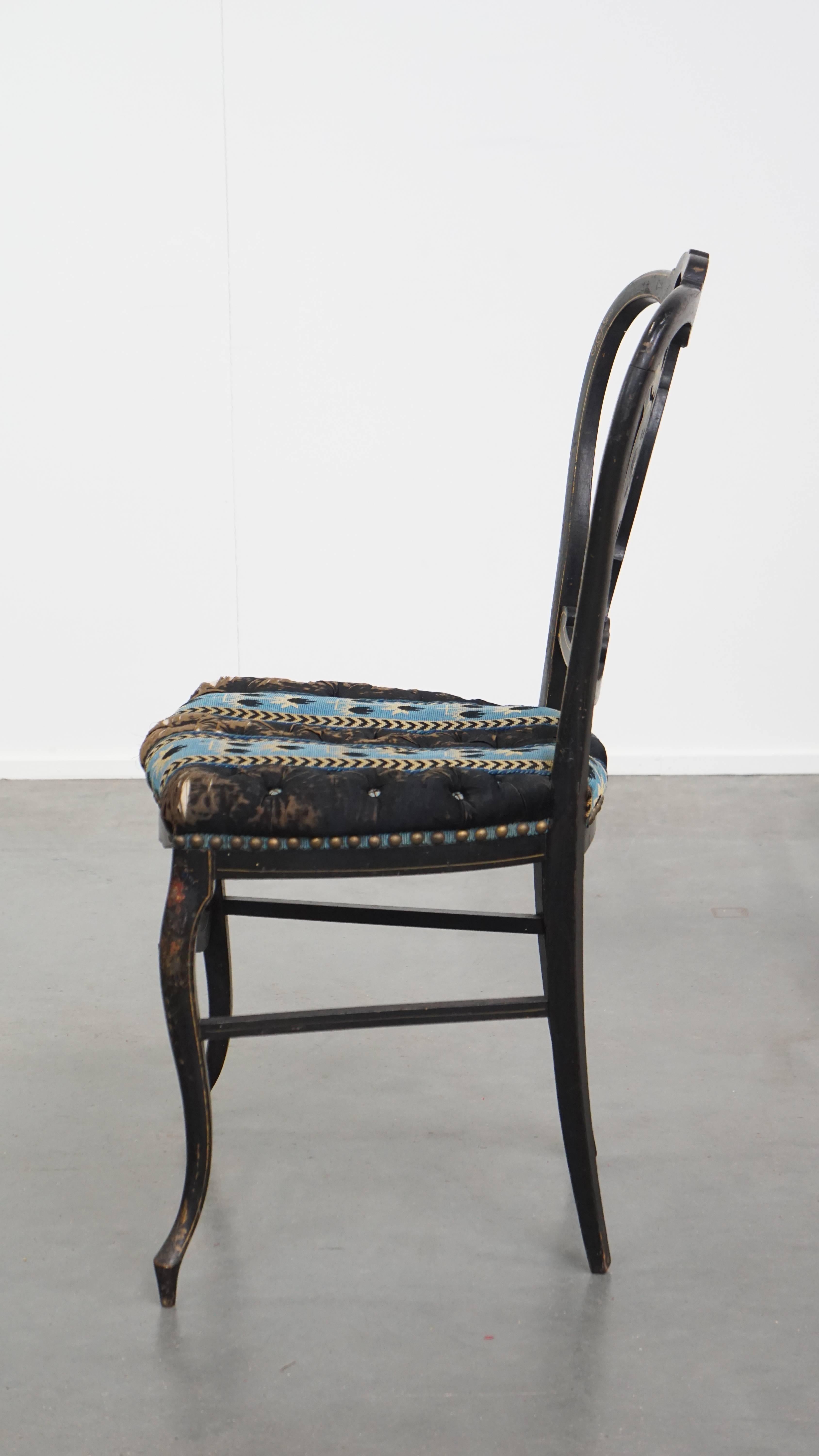 Antique French Napoleon III Stuhl mit Intarsien aus Perlmutt im Zustand „Relativ gut“ im Angebot in Harderwijk, NL