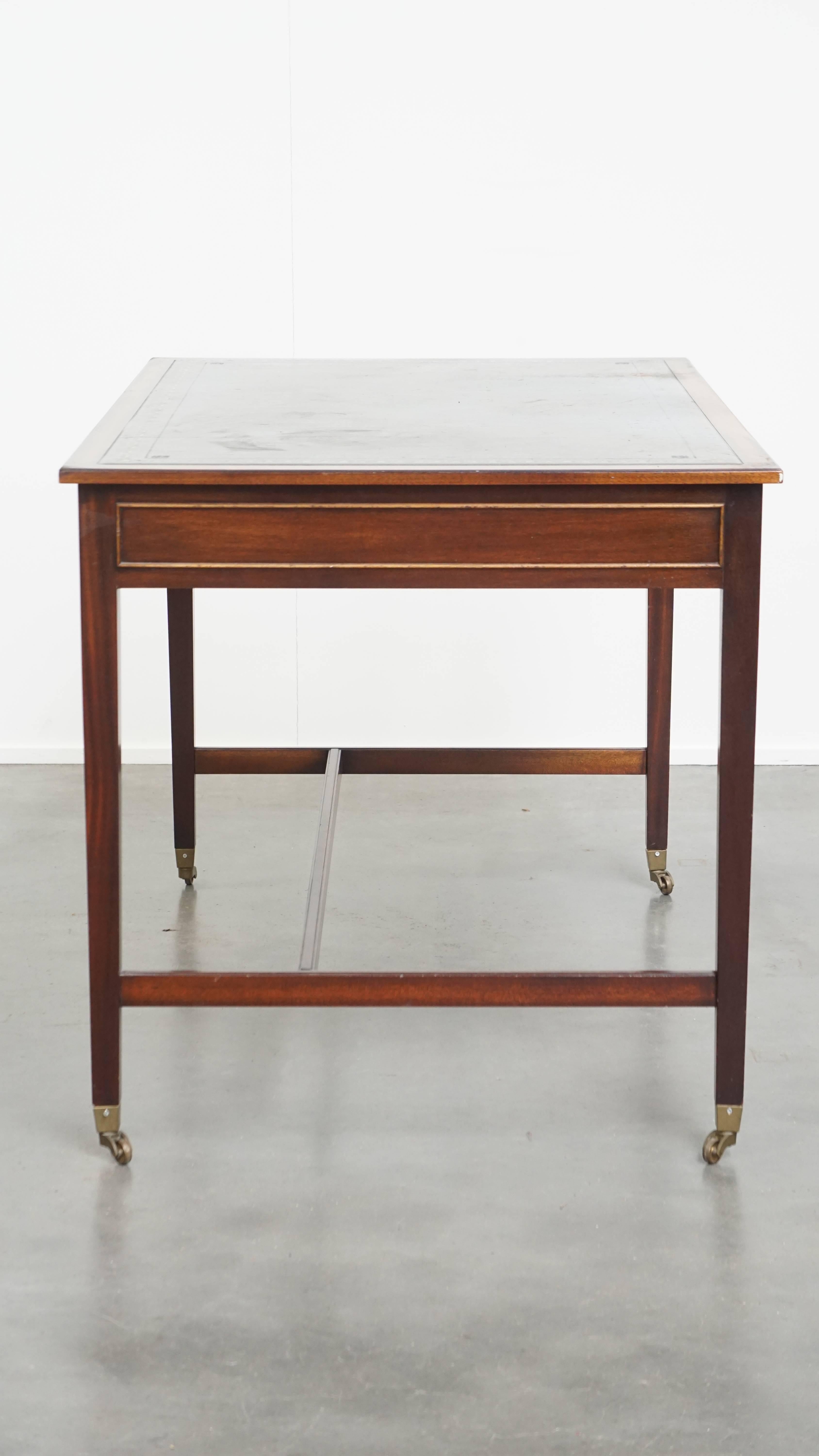 Classical Roman Writing desk/desk on wheels in English style with a blue leather top For Sale