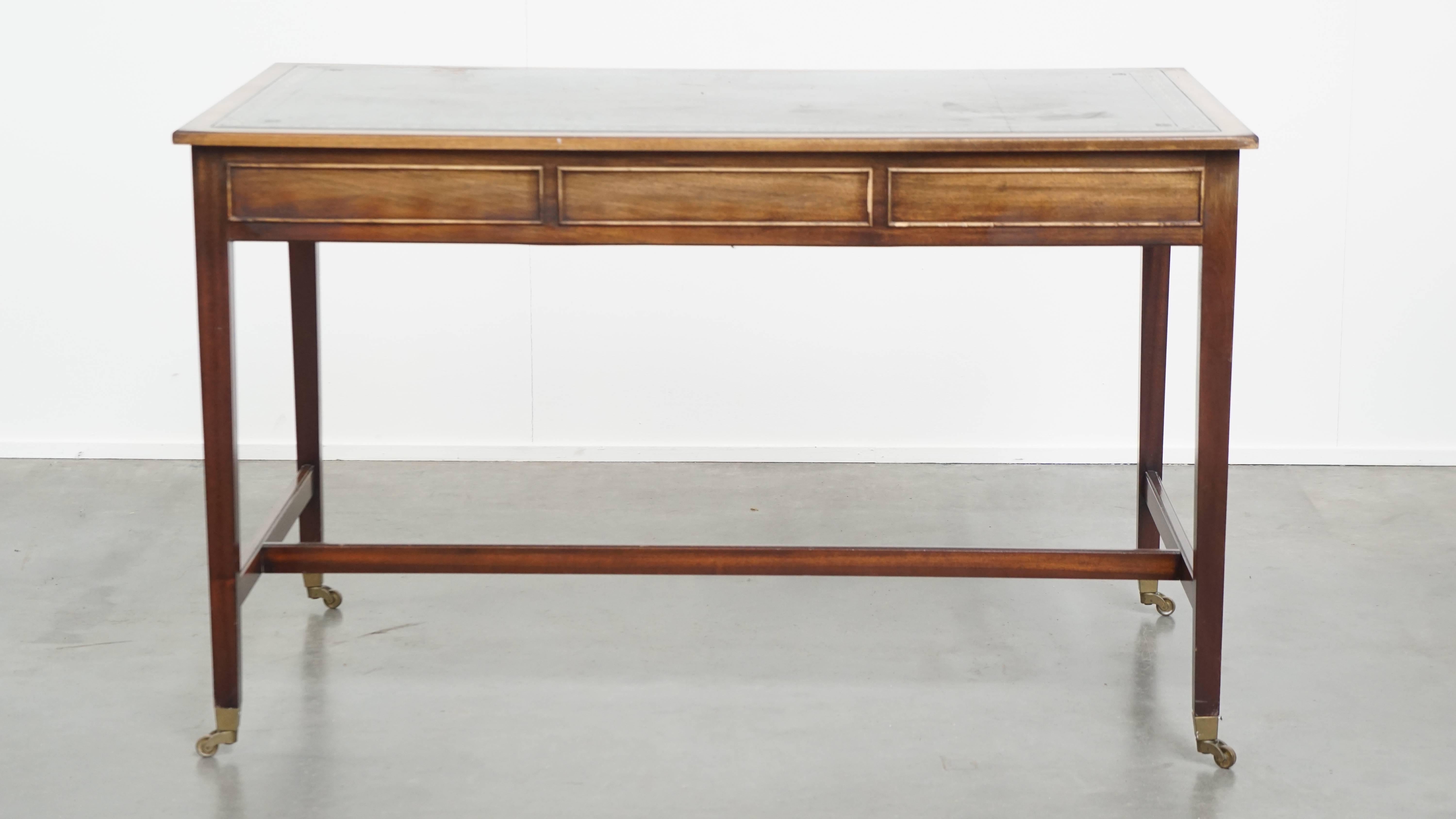 Hand-Crafted Writing desk/desk on wheels in English style with a blue leather top For Sale