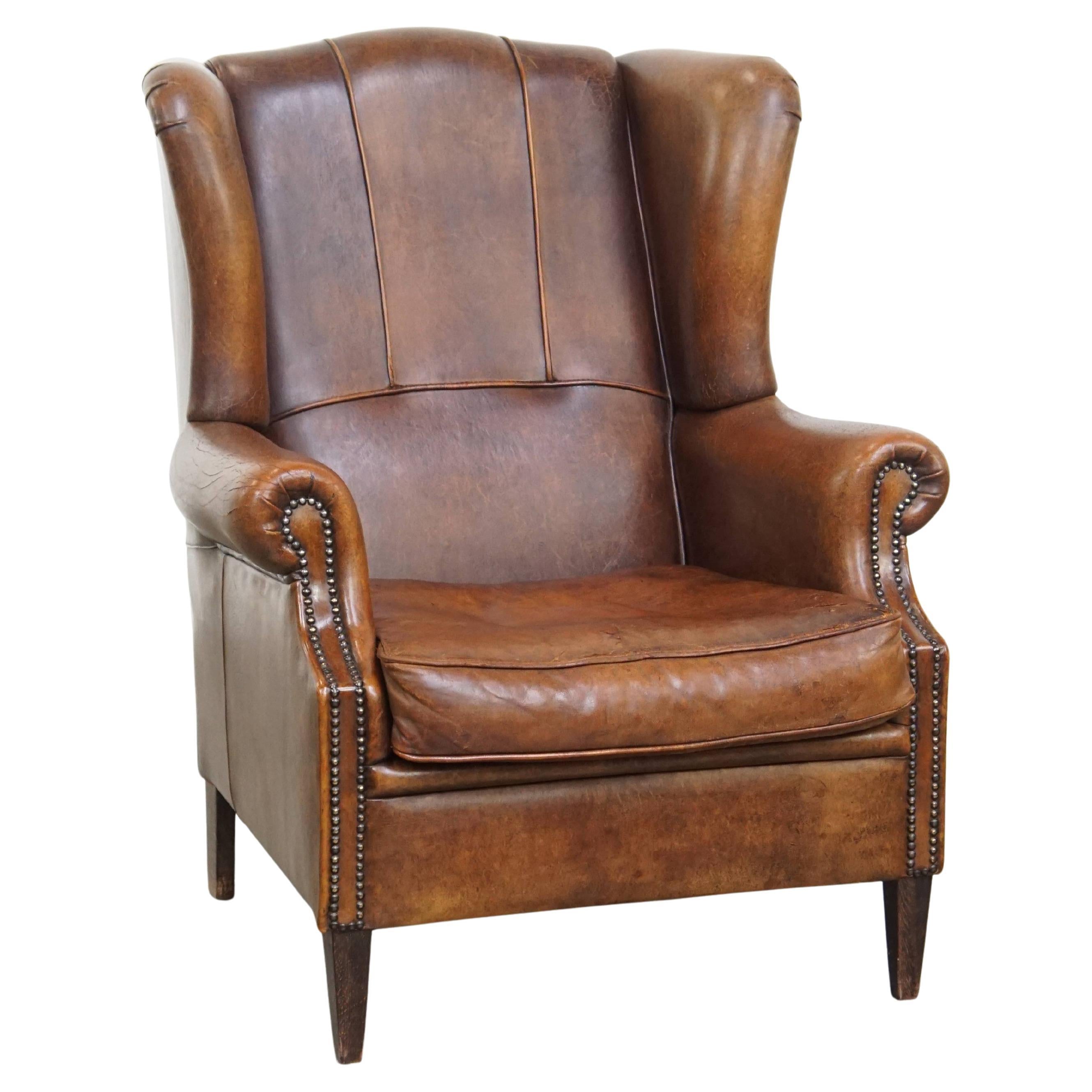 Chaise à oreilles en peau de mouton en bon état en vente