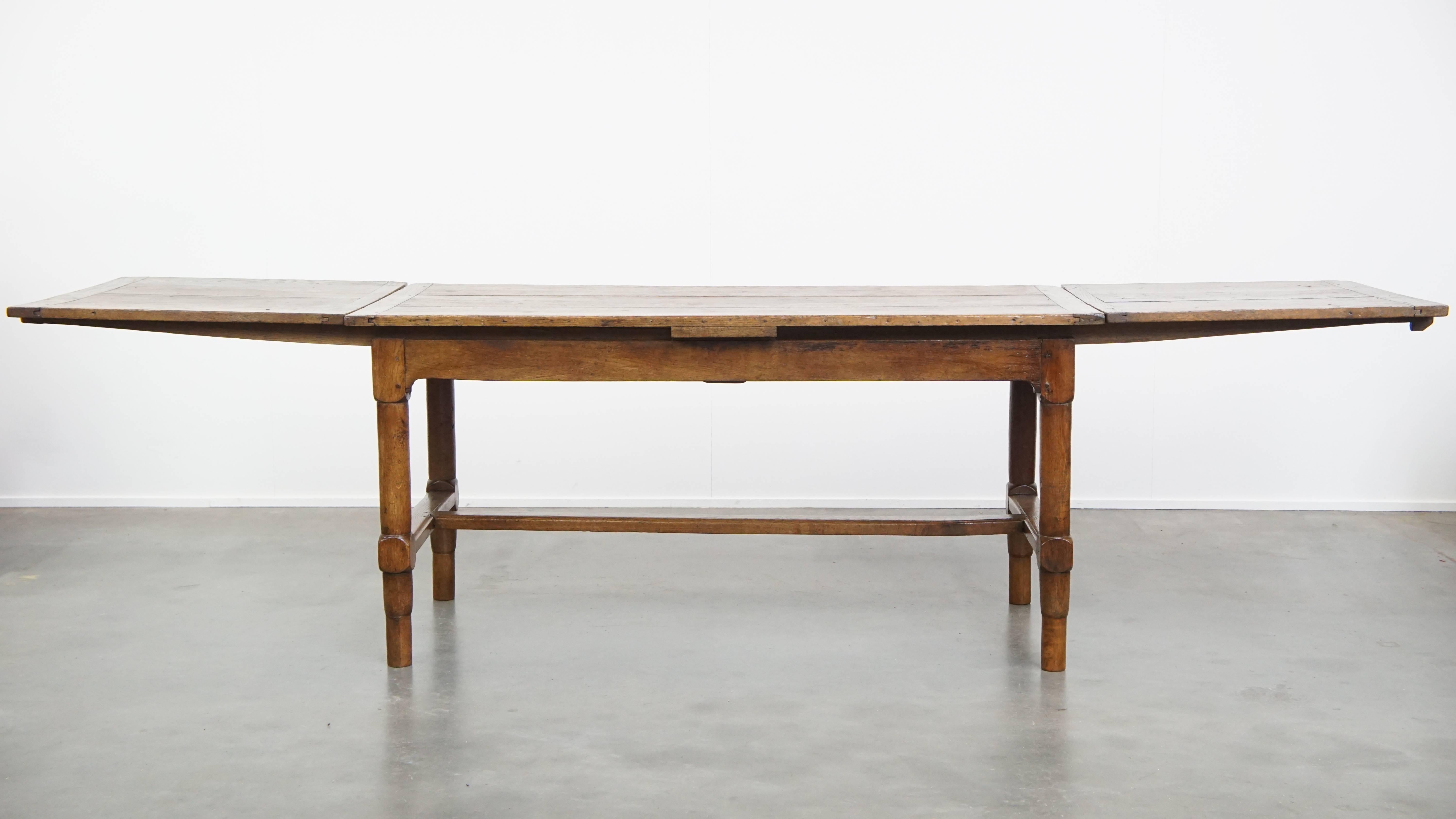 Romain classique Table de salle à manger ancienne de la fin du XVIIIe siècle en vente
