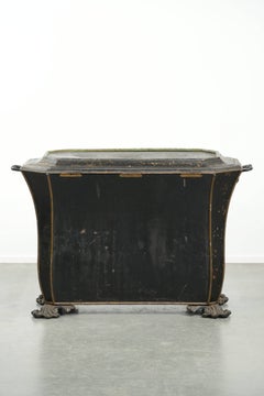 Antique coal/fireplace box in Chinoiserie style from the 19th century