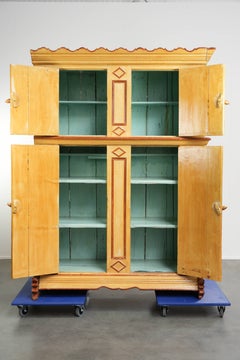 Unique hand-painted antique Dutch farmhouse cabinet from the 18th century
