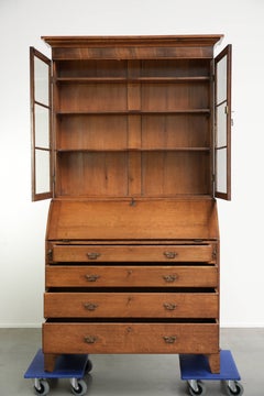 Antique English oak 18th century bookcase/secretary with original glass