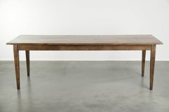 French farmhouse dining table from the 19th century in oak with 2 drawers