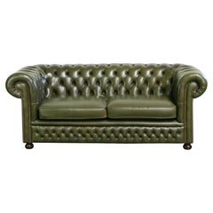 Green cow leather 2.5-seater Chesterfield sofa in English style