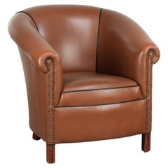 Sillón tipo club de piel de vaca inglesa con un acabado lujoso y un aspecto estupendo