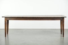 Antique oak table from the 19th century with a walnut top for 6 to 8 people