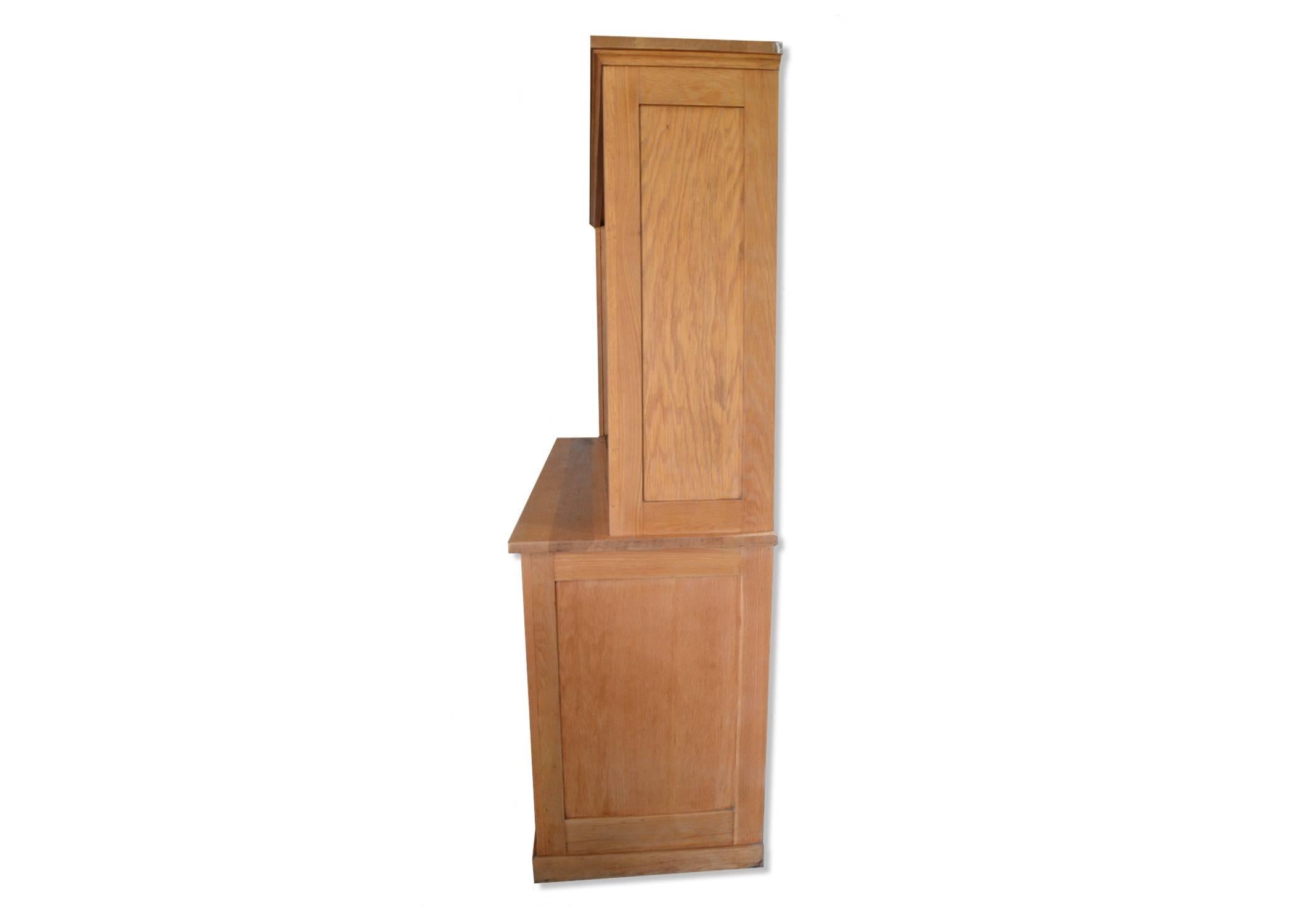 Oak Schoolhouse Cabinet, circa 1915 In Excellent Condition In New York, NY