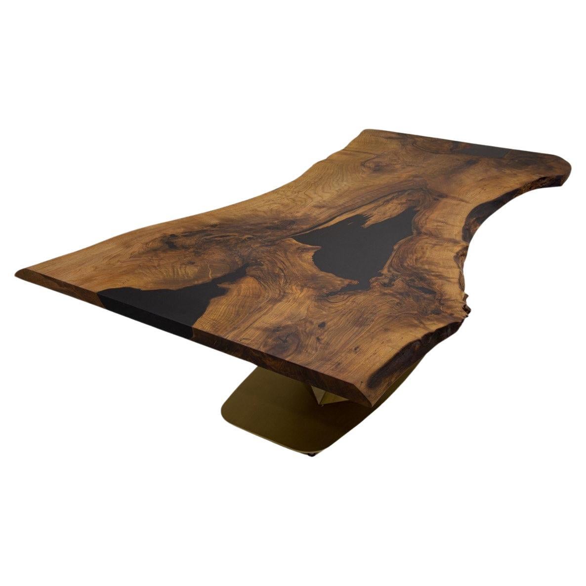 Table en bois avec dalle de racines en noyer noir naturel en vente
