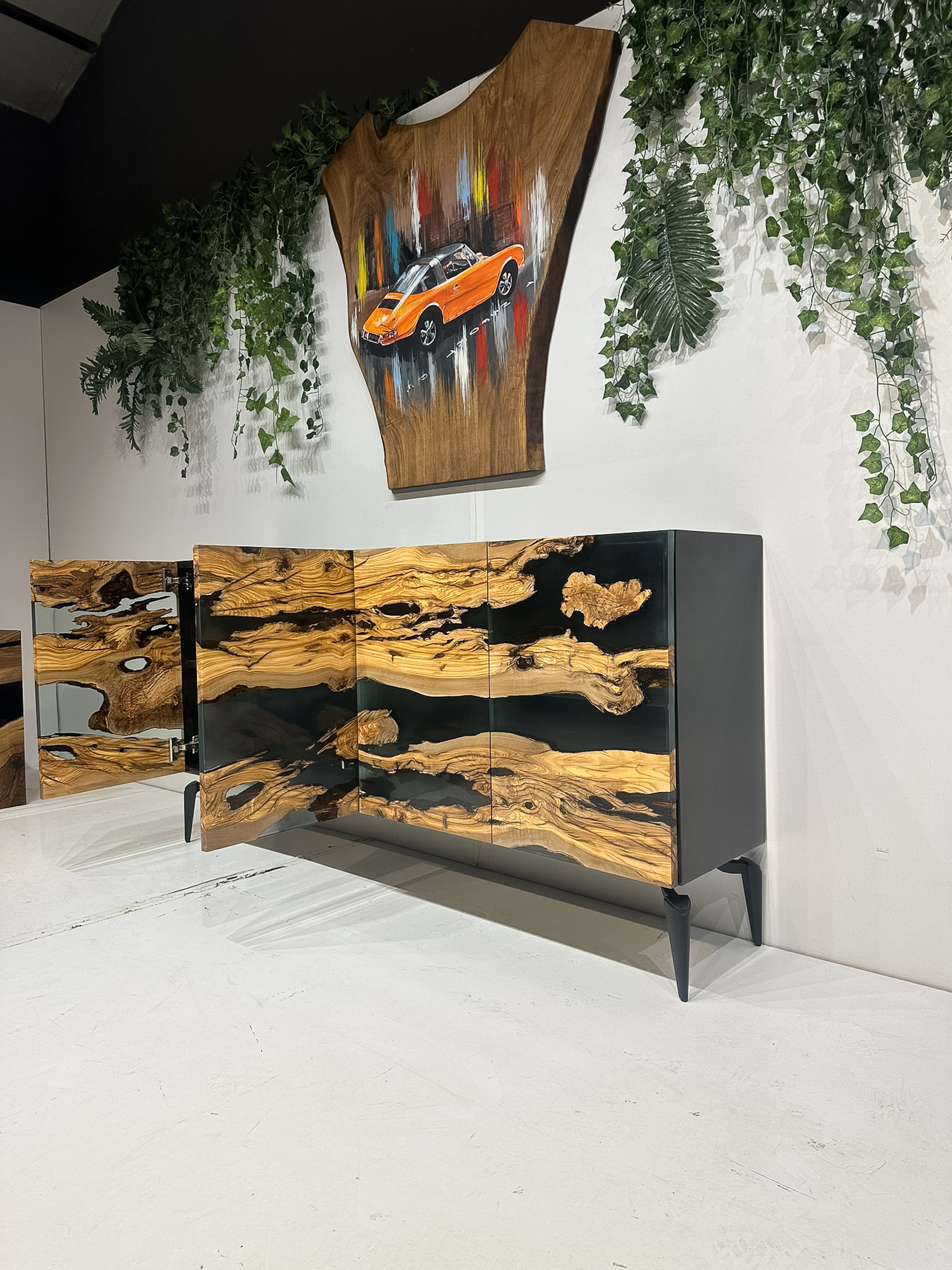 Aparador y Mueble TV Oliva a medida

El aparador es de madera de olivo natural. ¡Esta pieza se puede personalizar en cualquier tamaño o color que desees! 

Para más información, ponte en contacto con nosotros.