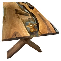 Tavolo in resina di legno di noce chiaro - Cucina Wood Custom Furniture