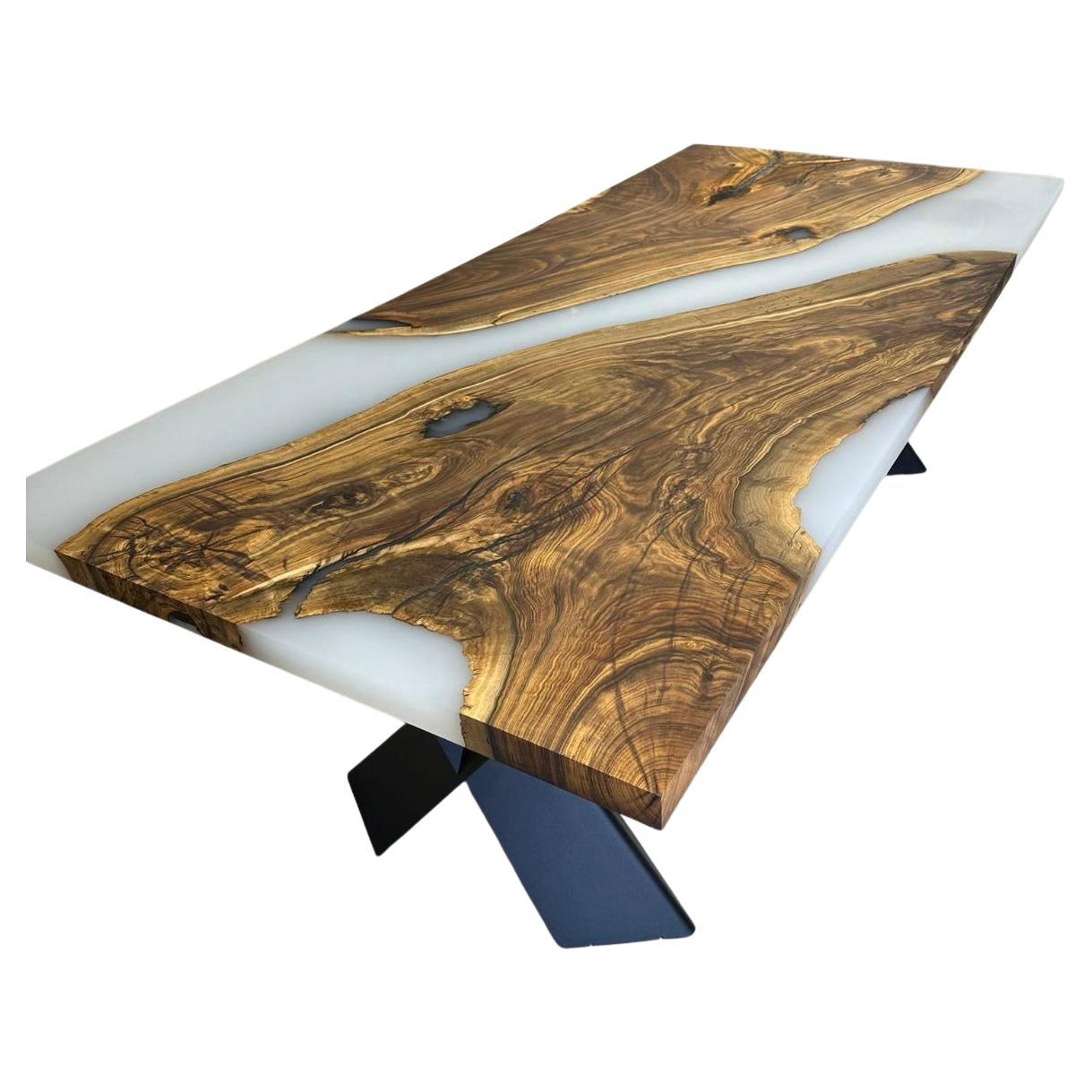 TAVOLO EPOSSIDICO FLUVIALE

NOTA PRELIMINARE: SONO DISPONIBILI MISURE PERSONALIZZATE!

Tipo di legno: Hackberry
Dimensioni: 80