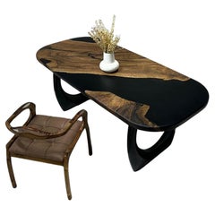 Tavolo da pranzo in legno nero in resina epossidica - Tavolo personalizzato in noce nero - Tavolo Wood