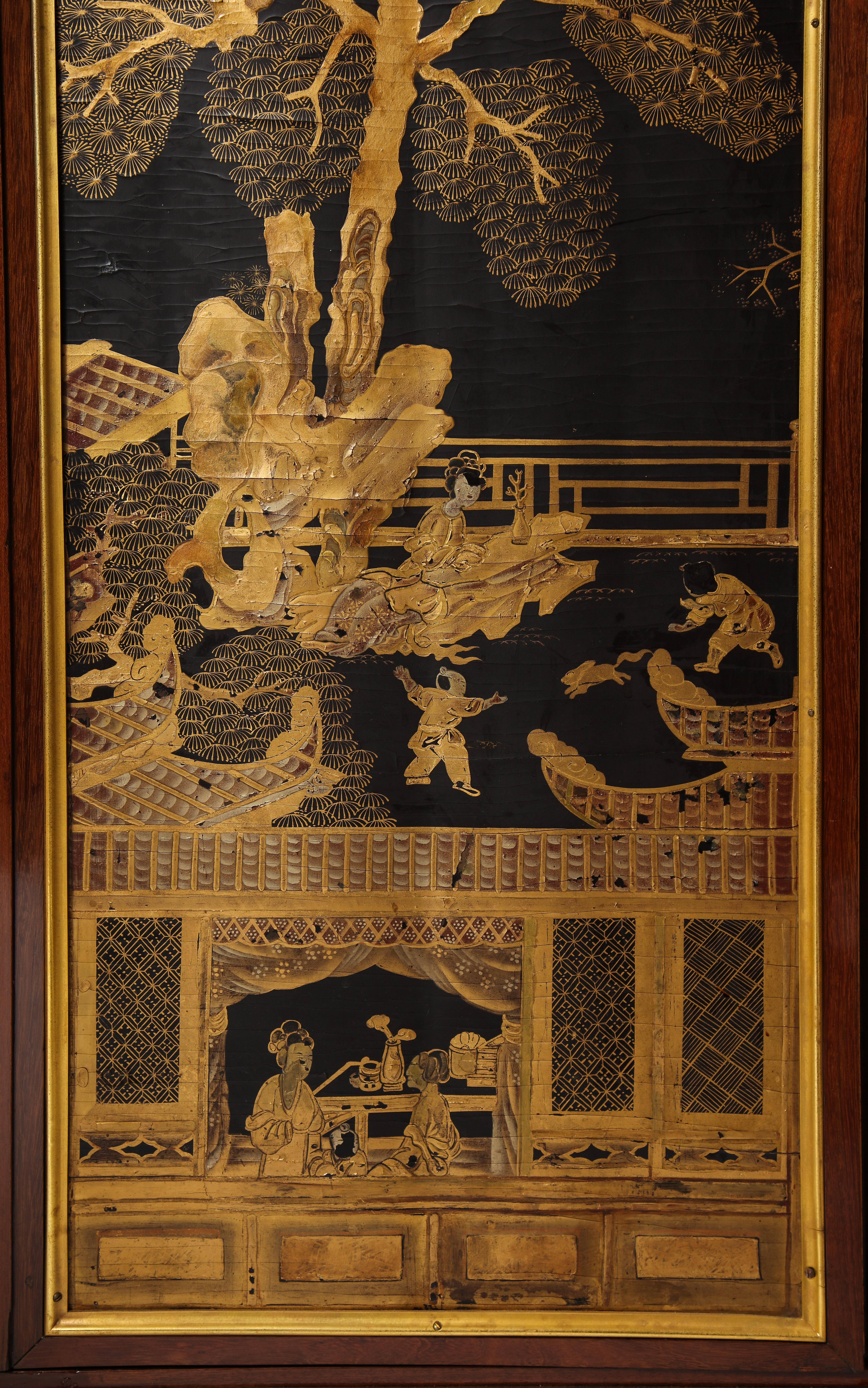 Louis XIV Meuble de rangement français de style Louis XVI en acajou laqué chinois monté sur bronze doré en vente
