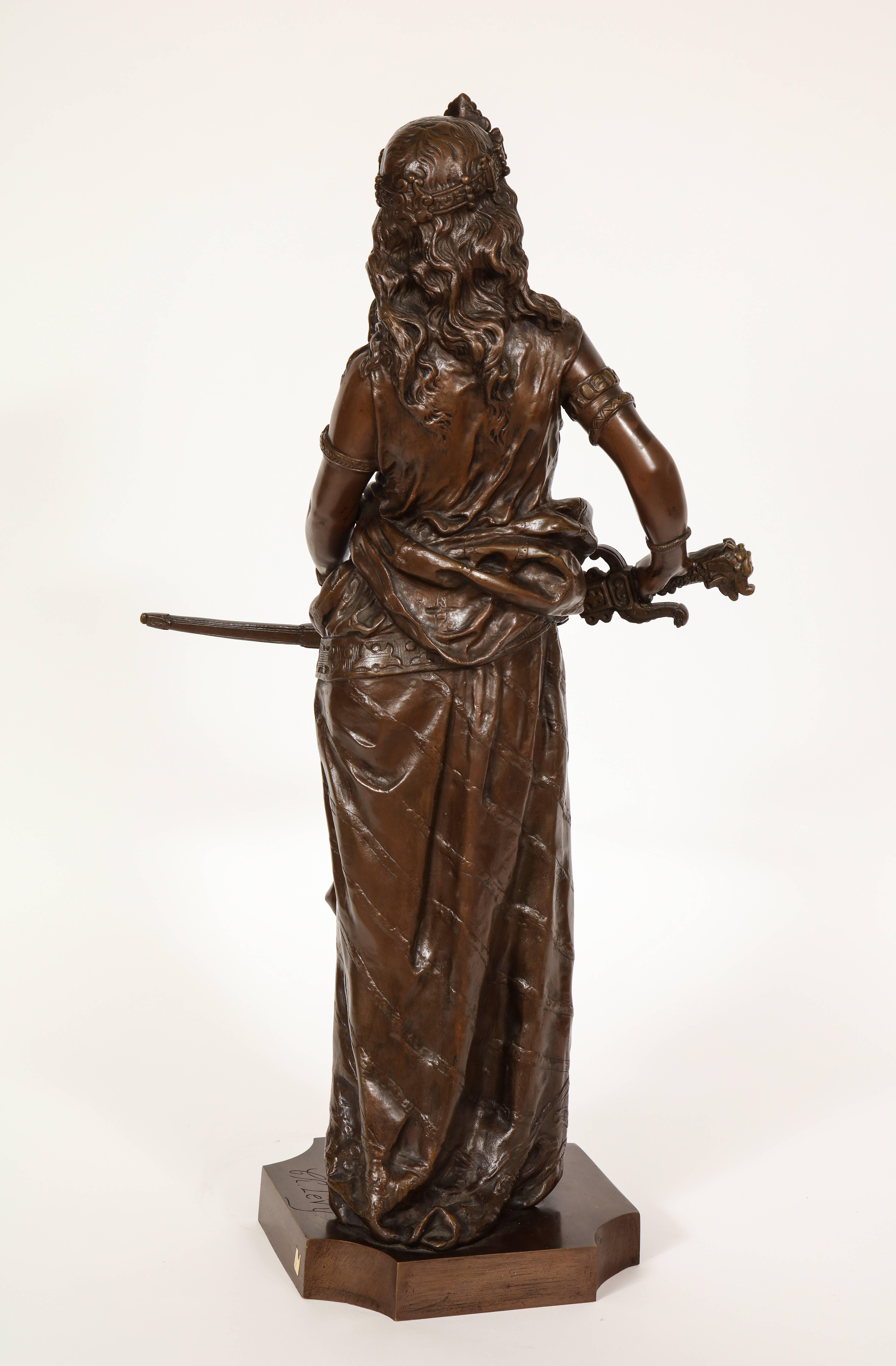 Fin du XIXe siècle Grande sculpture en bronze patiné de 