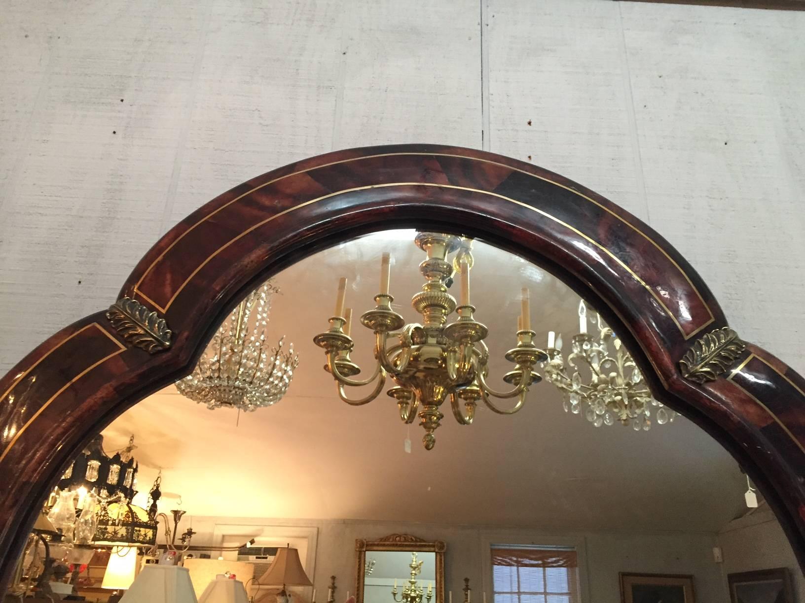 Faux Tortoise Shell Mirror with Inlay Brass In Excellent Condition In Hopewell, NJ
