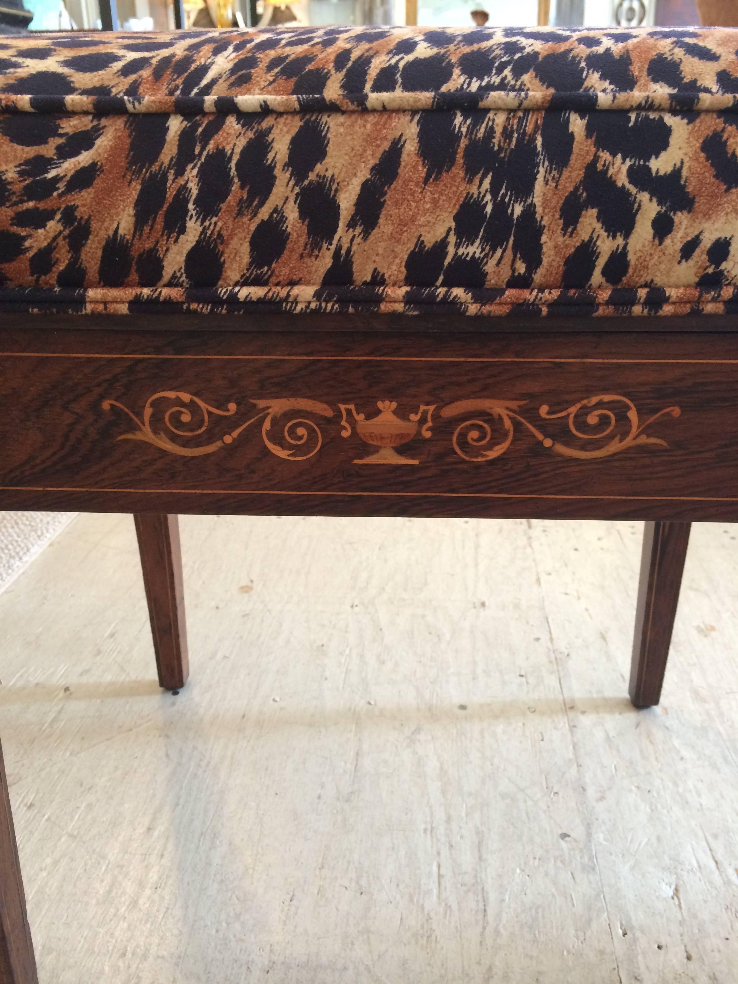 Classic Mahogany Little Bench with Animal Print Cushion Top In Excellent Condition In Hopewell, NJ