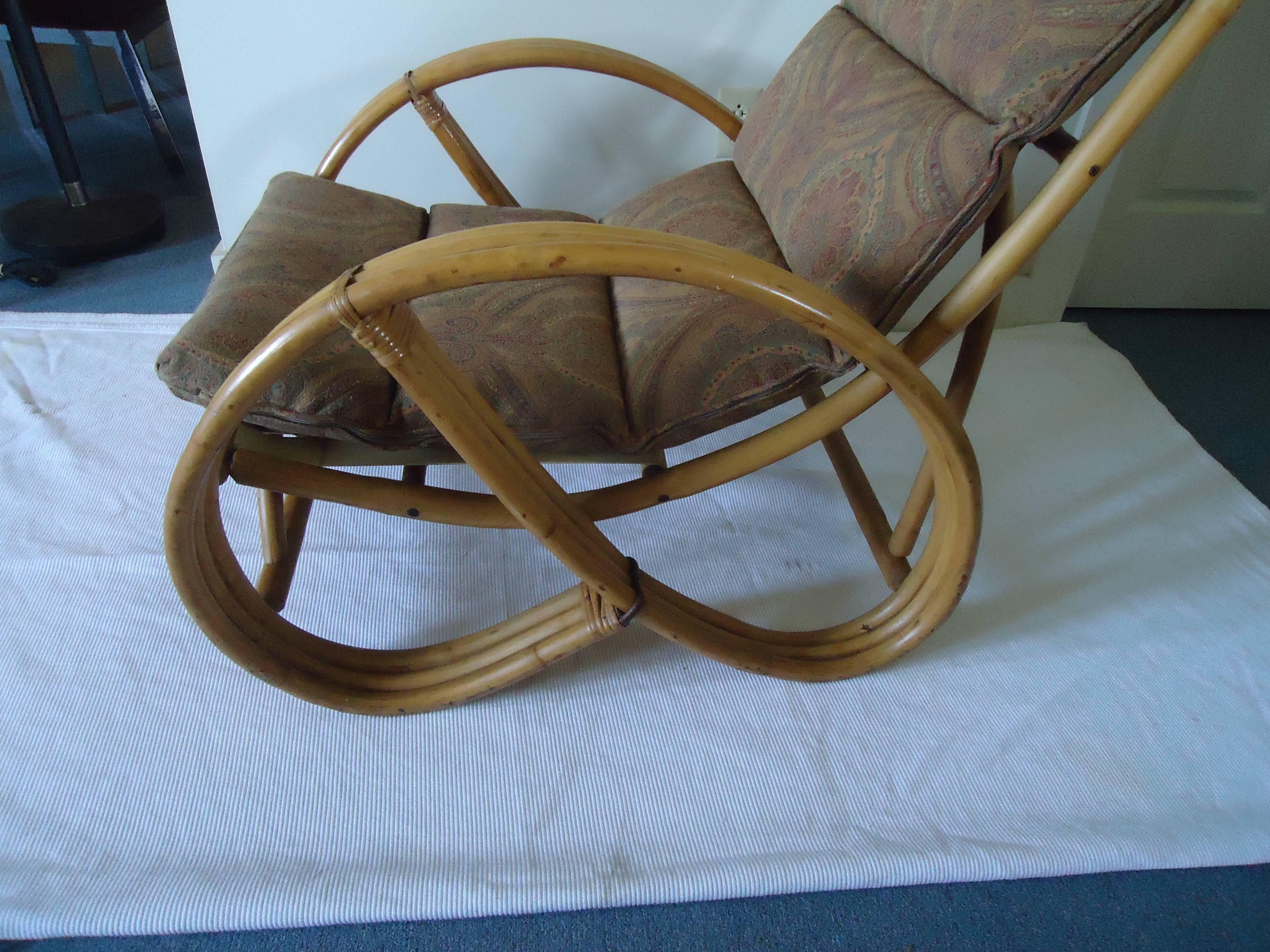 Set of Four Vintage Rattan Pretzel Chairs 3