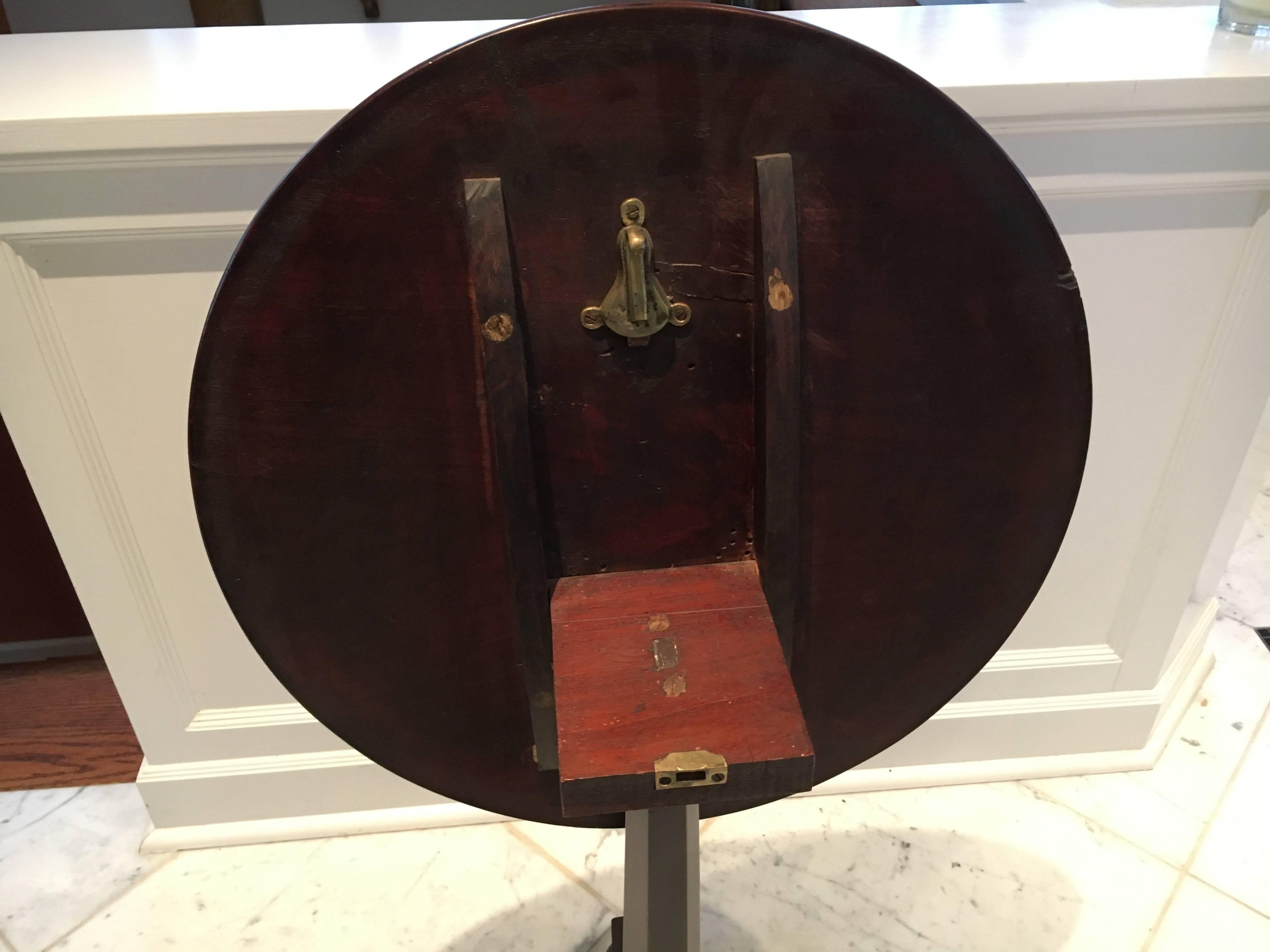 mahogany round side table
