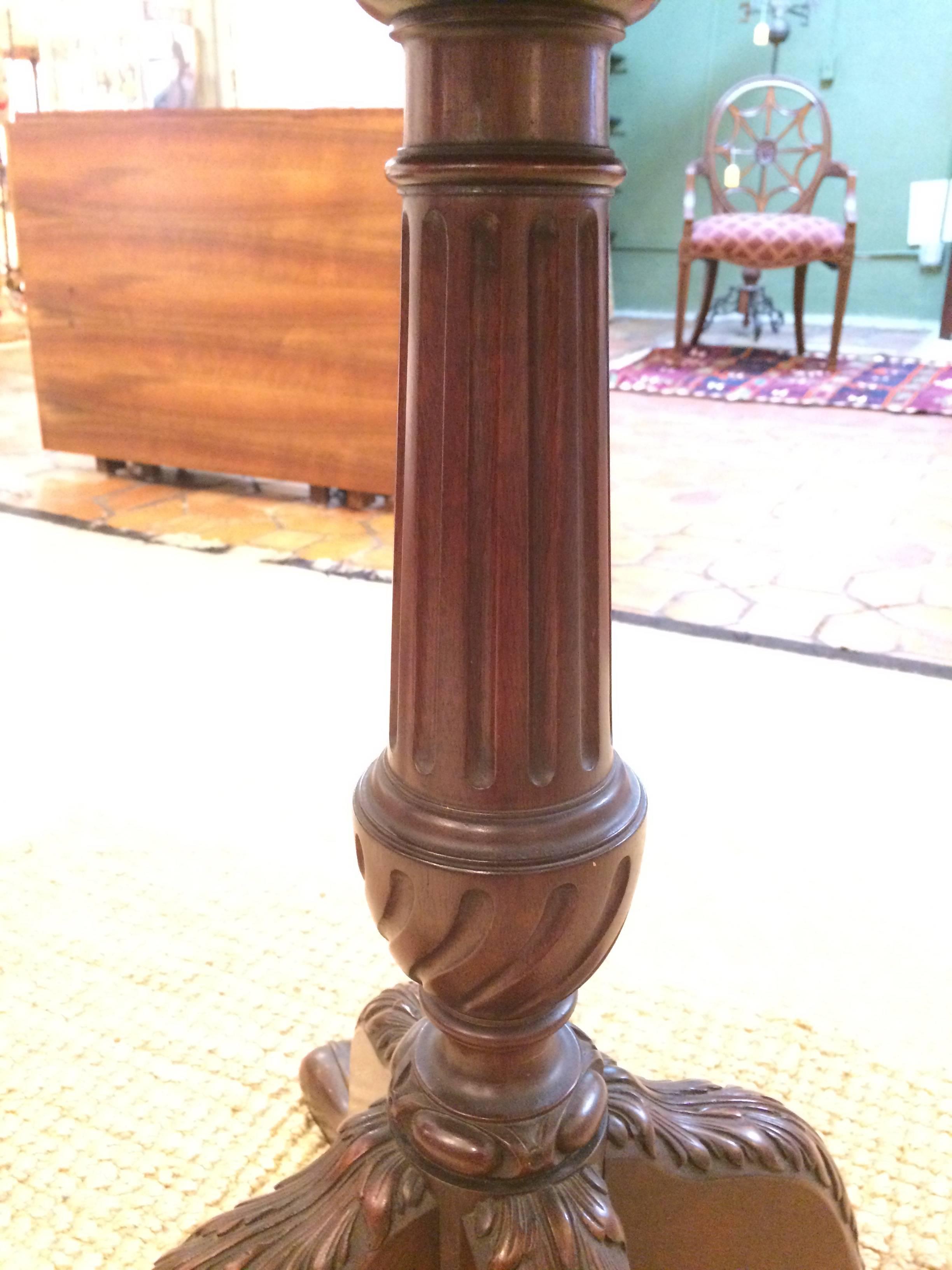 Exquisite 19th Century Crotch Mahogany Tilt-Top Centre or Side Table In Excellent Condition In Hopewell, NJ