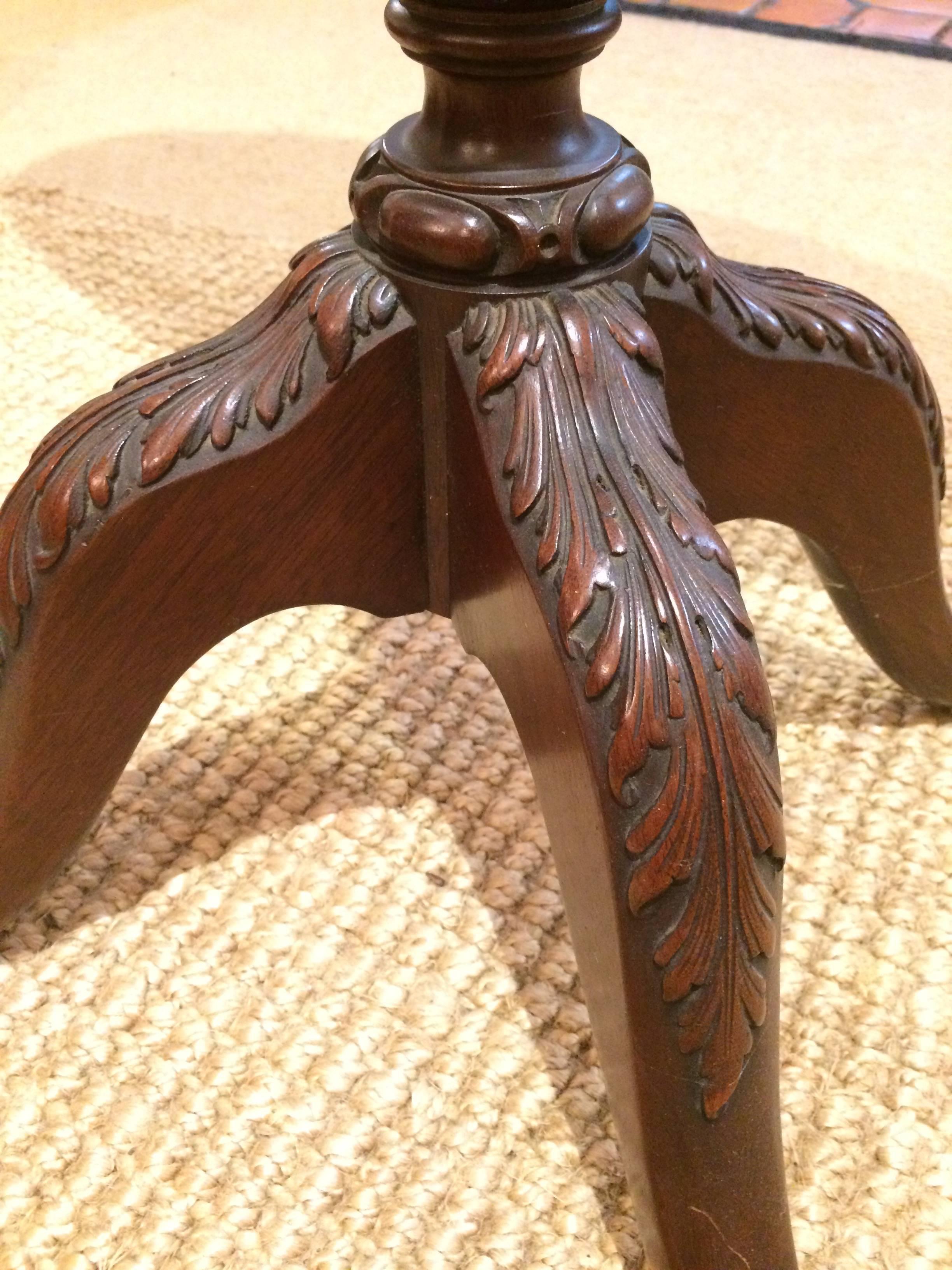Exquisite 19th Century Crotch Mahogany Tilt-Top Centre or Side Table 1