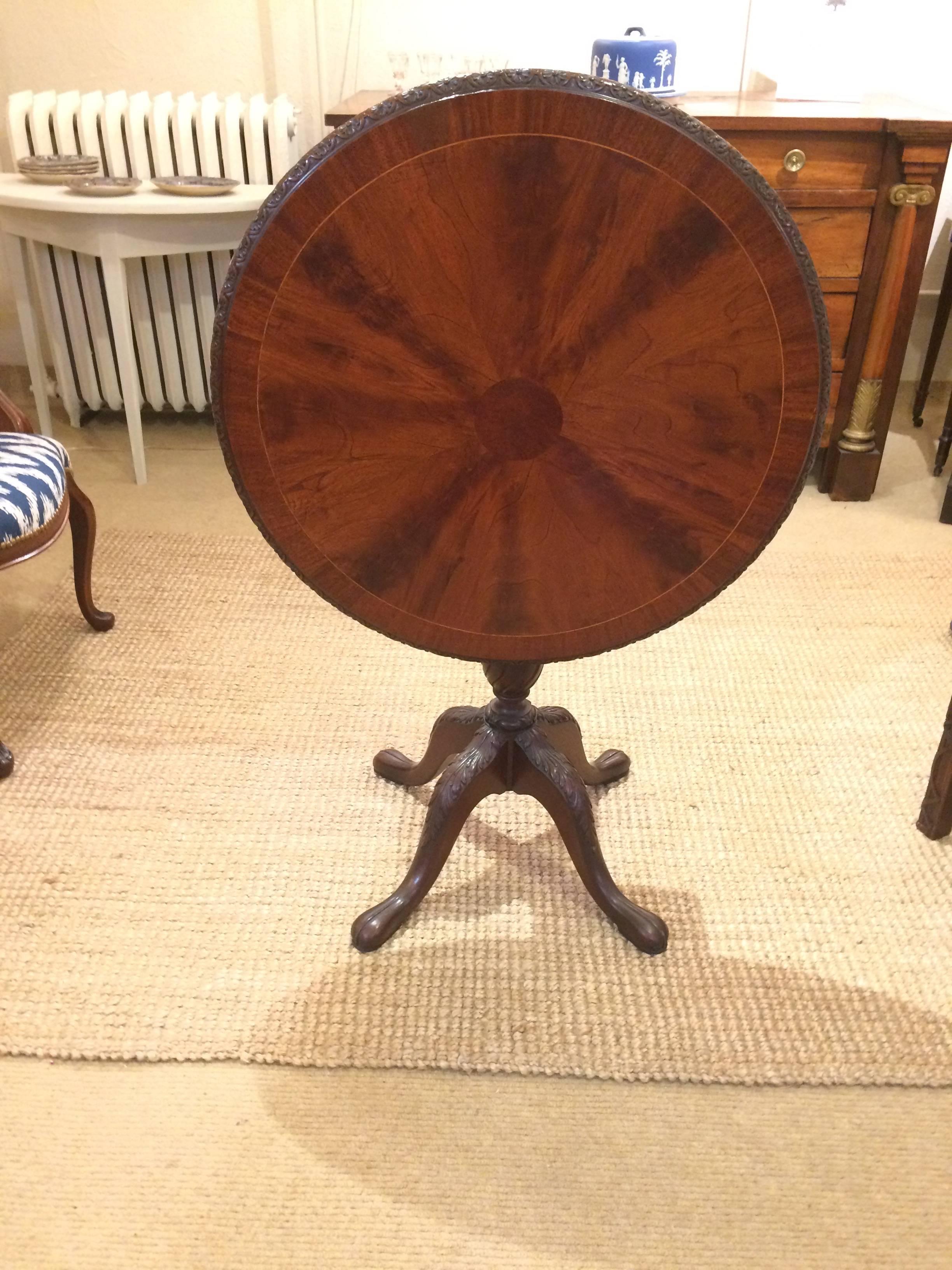 Exquisite 19th Century Crotch Mahogany Tilt-Top Centre or Side Table 4