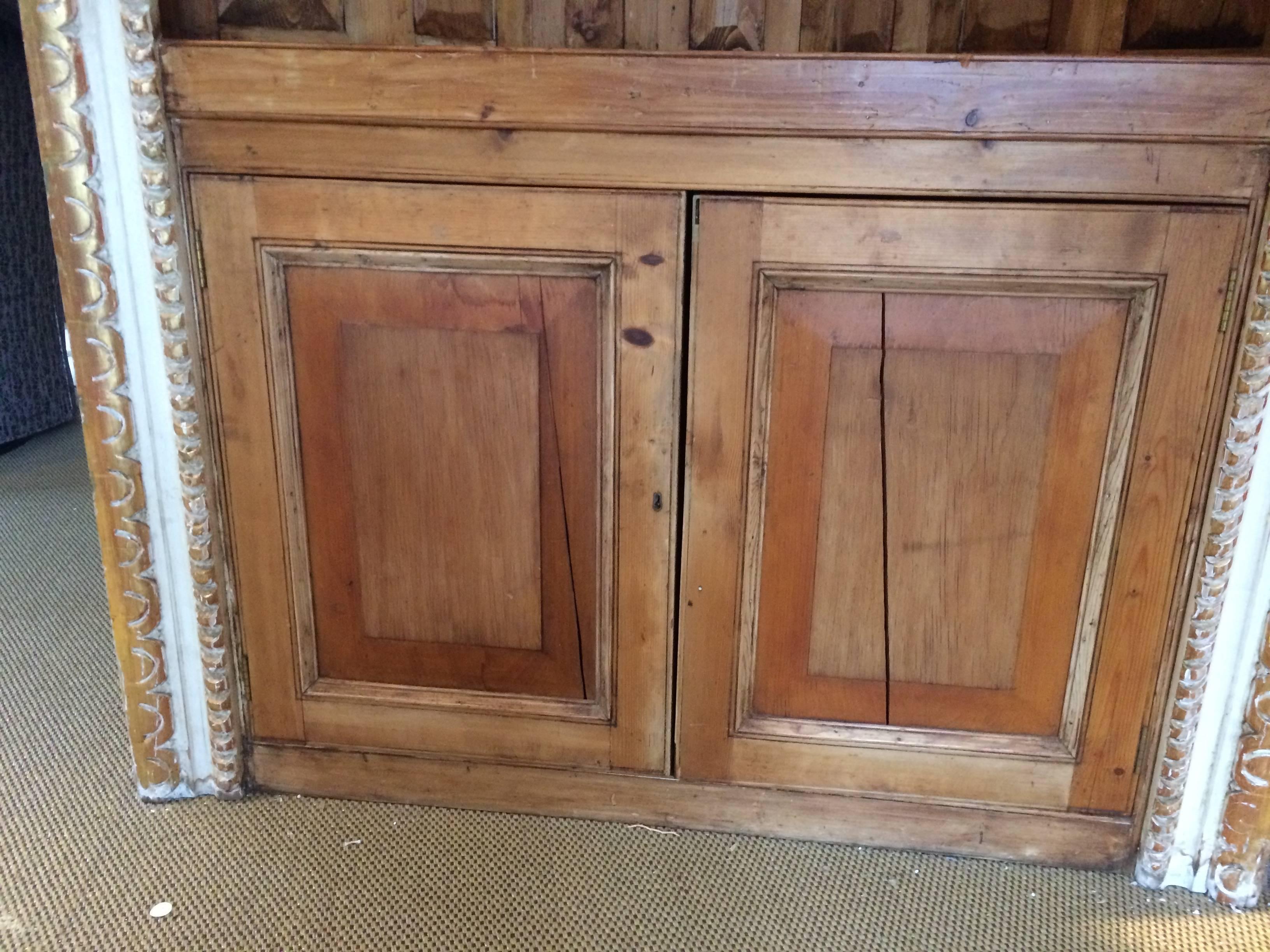 19th Century Pair of Magnificent Antique Scallop Shell Curved Book Shelf Cabinets