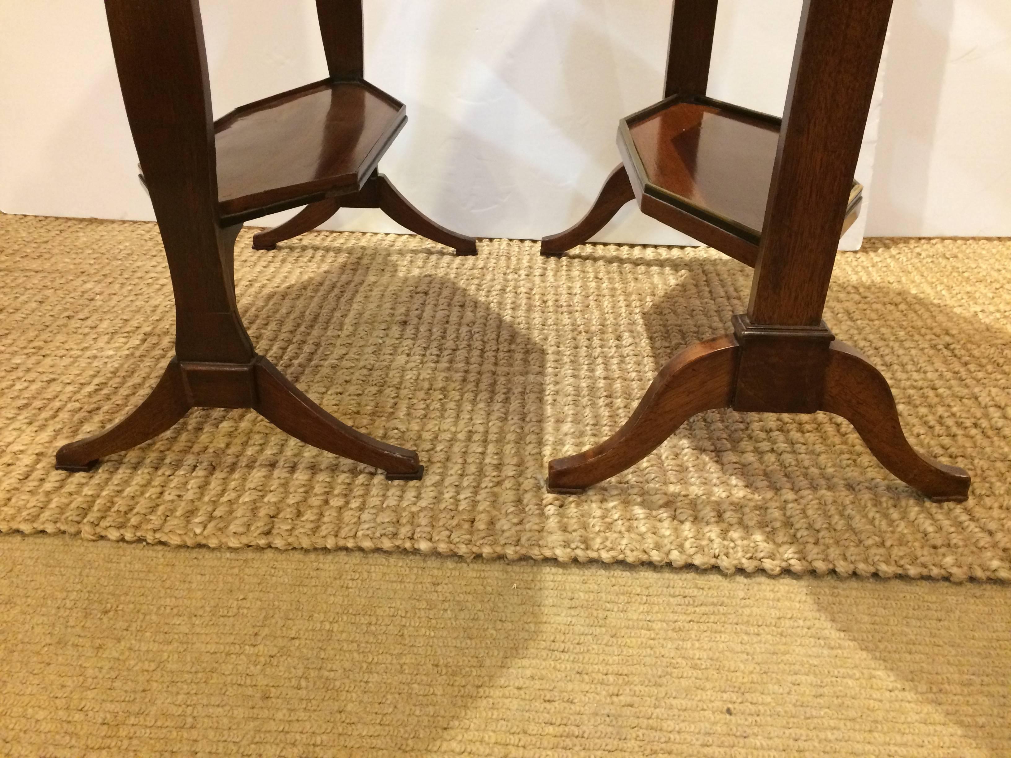 Splendid Pair of 18th Century Three-Tier Mahogany, Brass & Ebony Side Tables In Excellent Condition In Hopewell, NJ