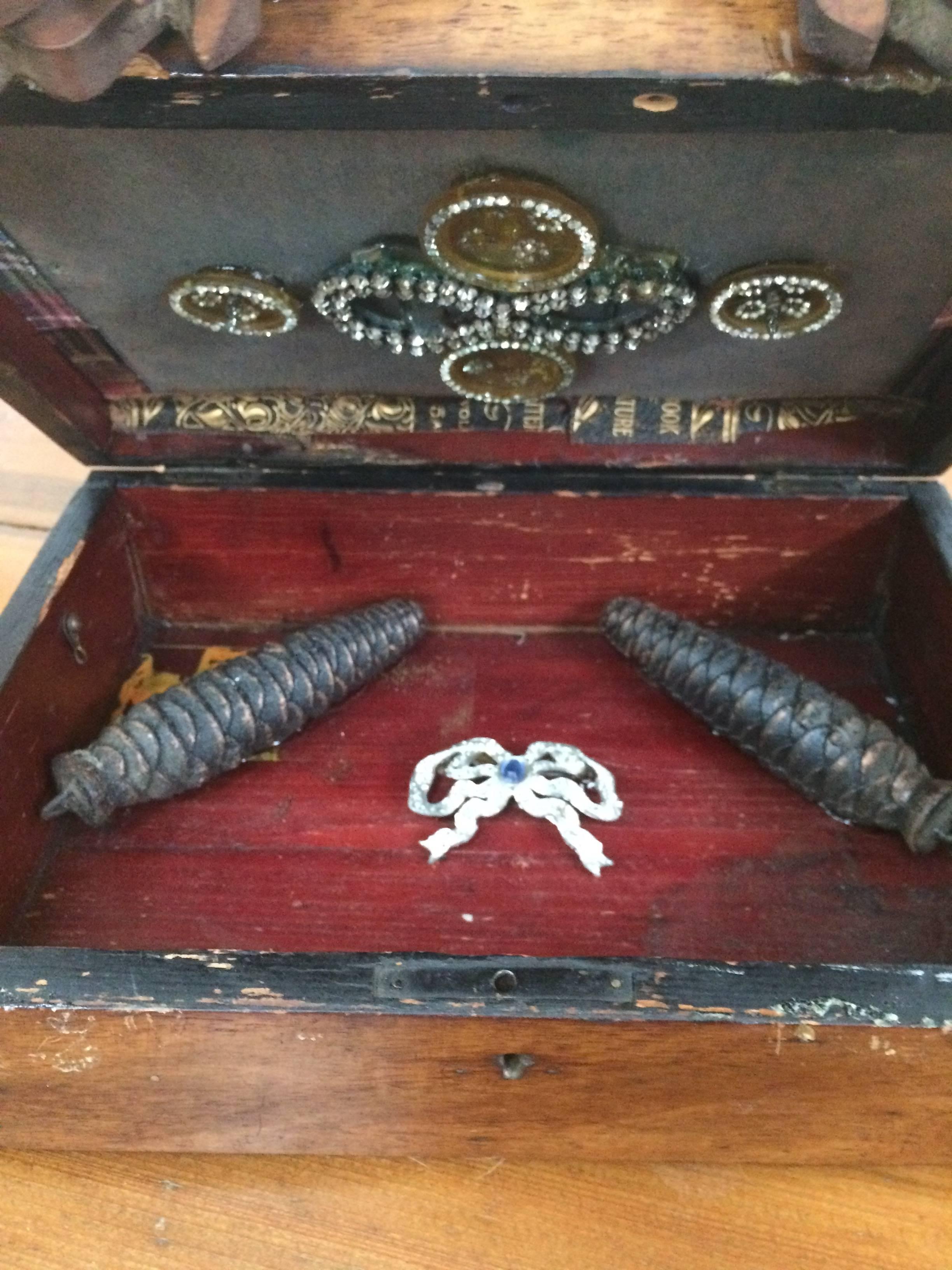 Mixed-Media Assemblage Treasure Box In Excellent Condition For Sale In Hopewell, NJ