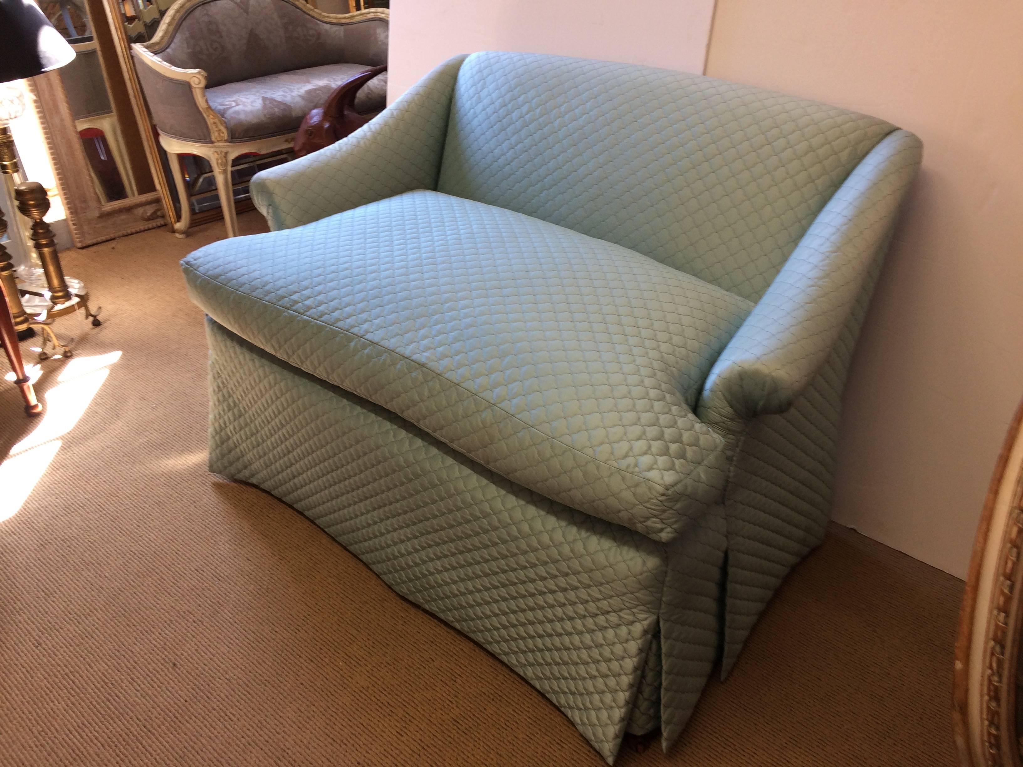 Movie Star Glam Pair of Tiffany Blue Silk Quilted Antique Loveseats Settees In Excellent Condition In Hopewell, NJ