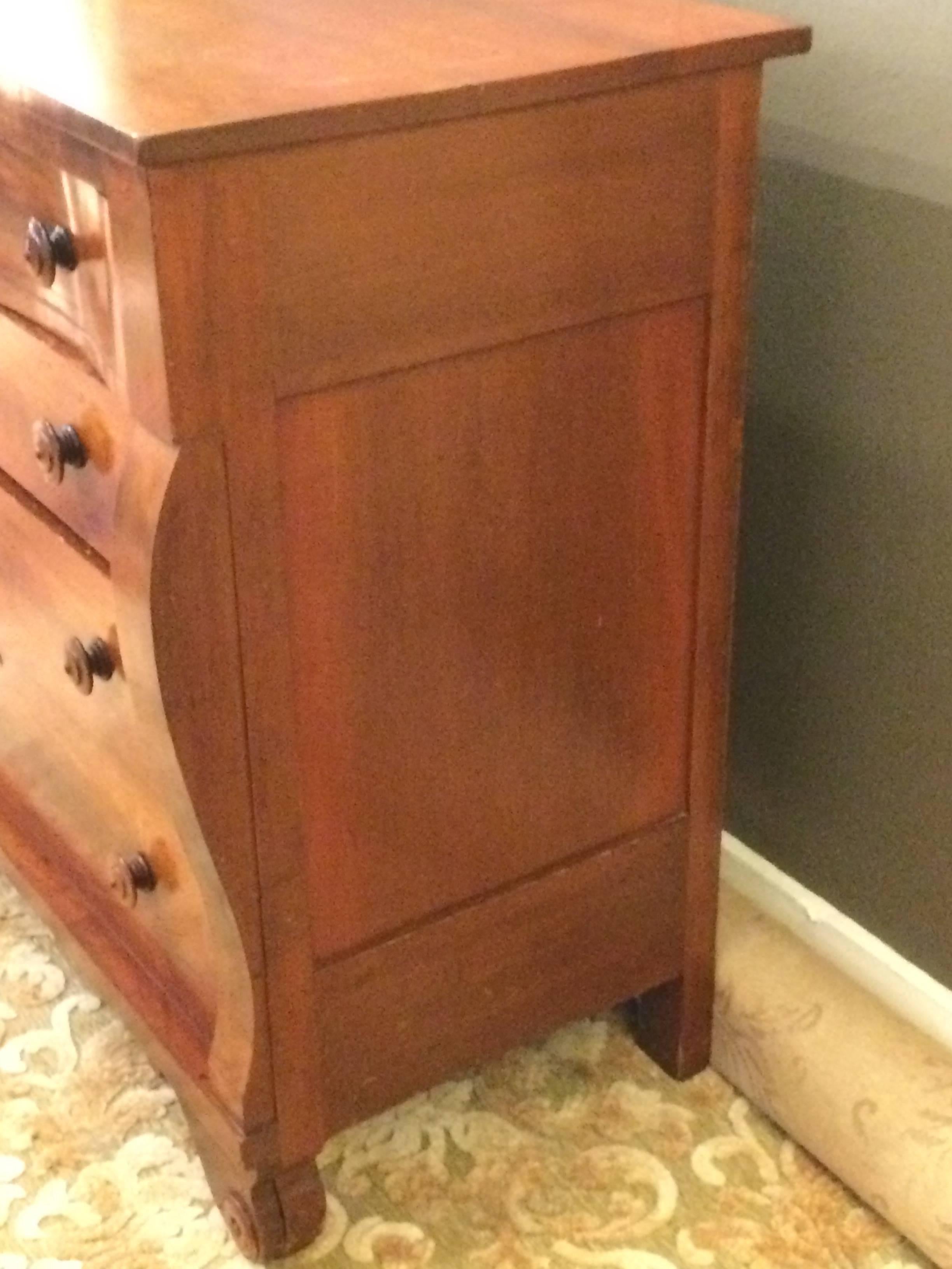 Classic Empire Mahogany Chest of Drawers 2