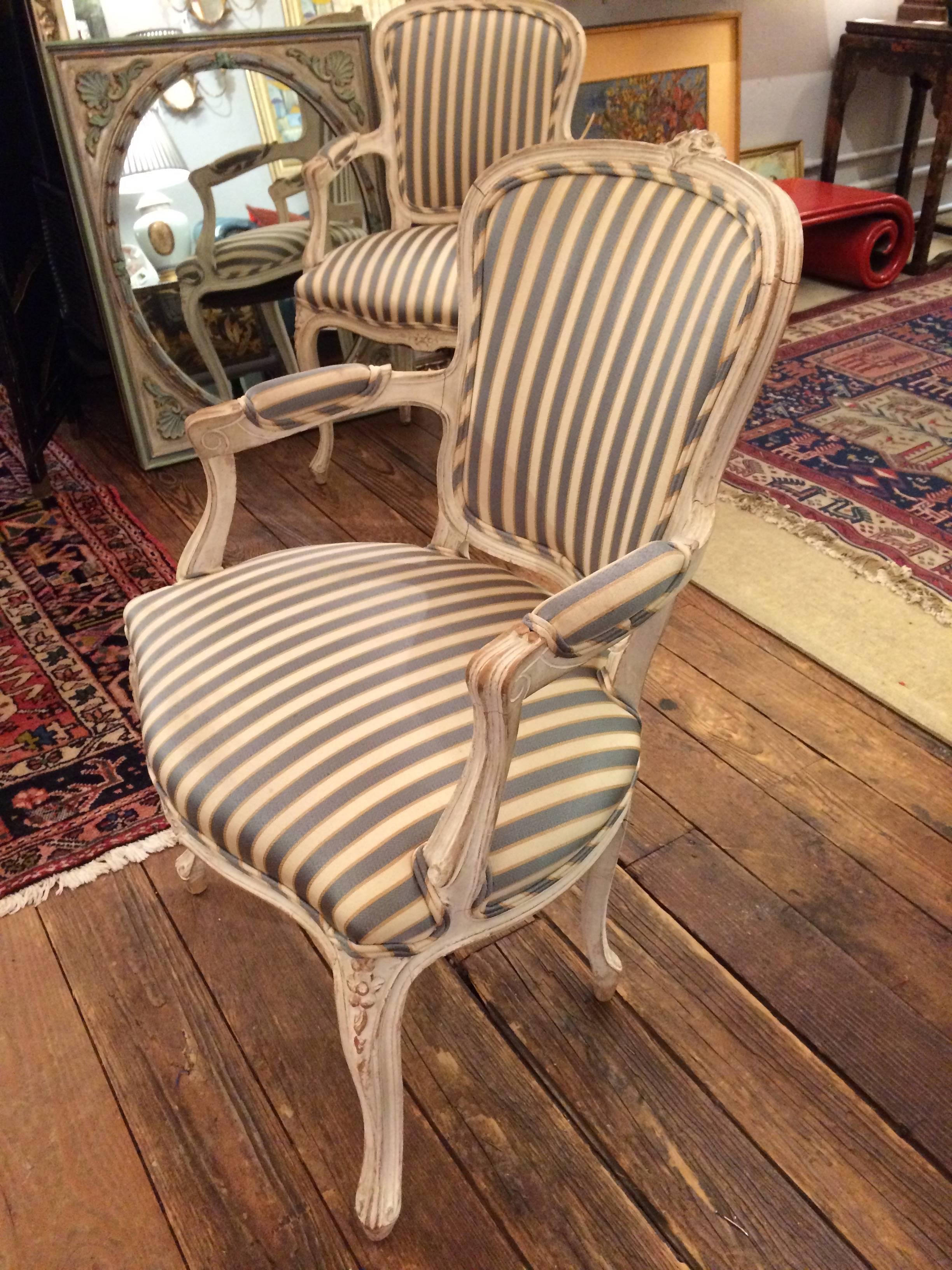 American Stately Set of Four French Style Dining Chairs