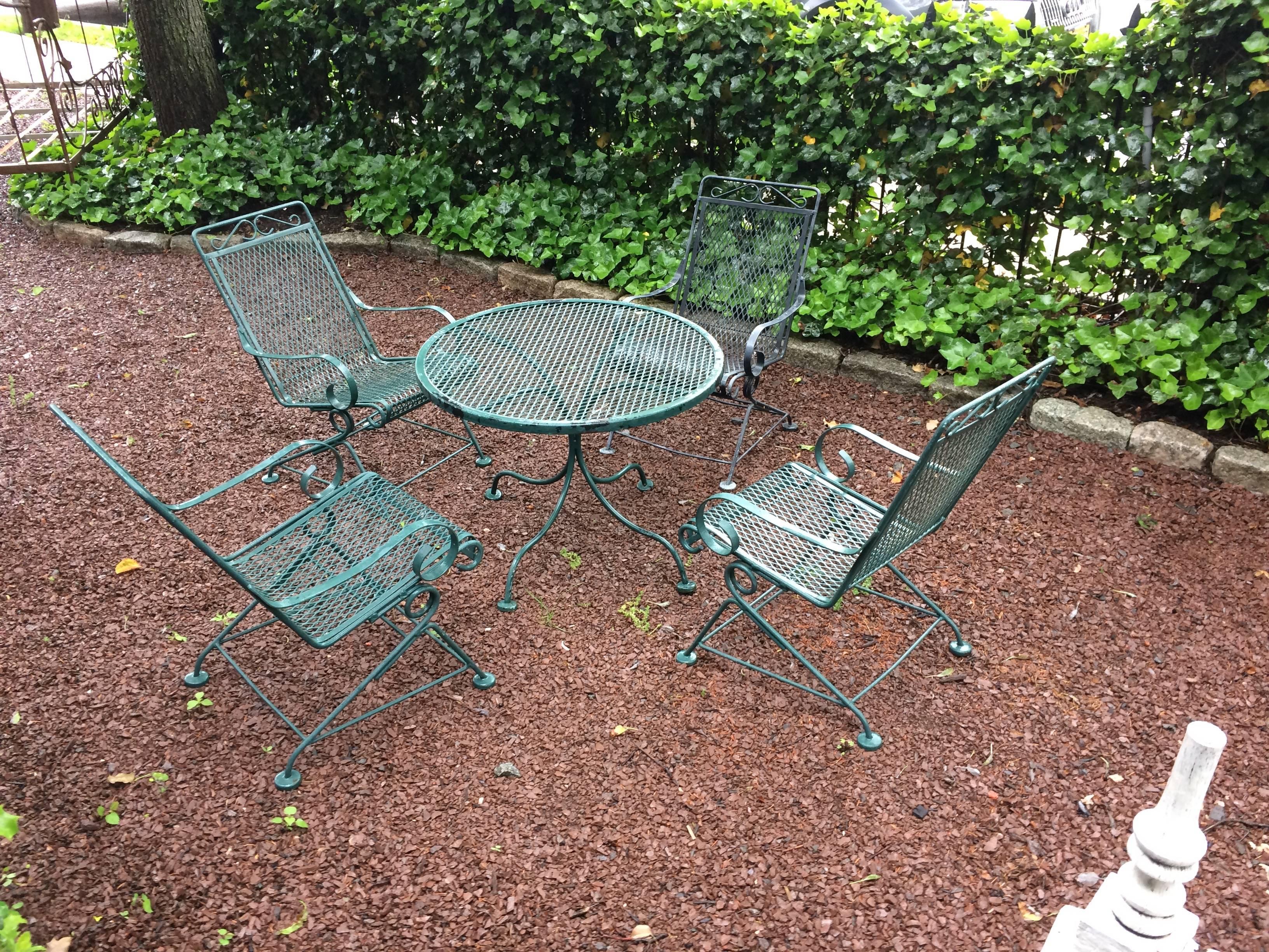 Child's Size Vintage Outdoor Woodard Table and Chair Set In Excellent Condition In Hopewell, NJ