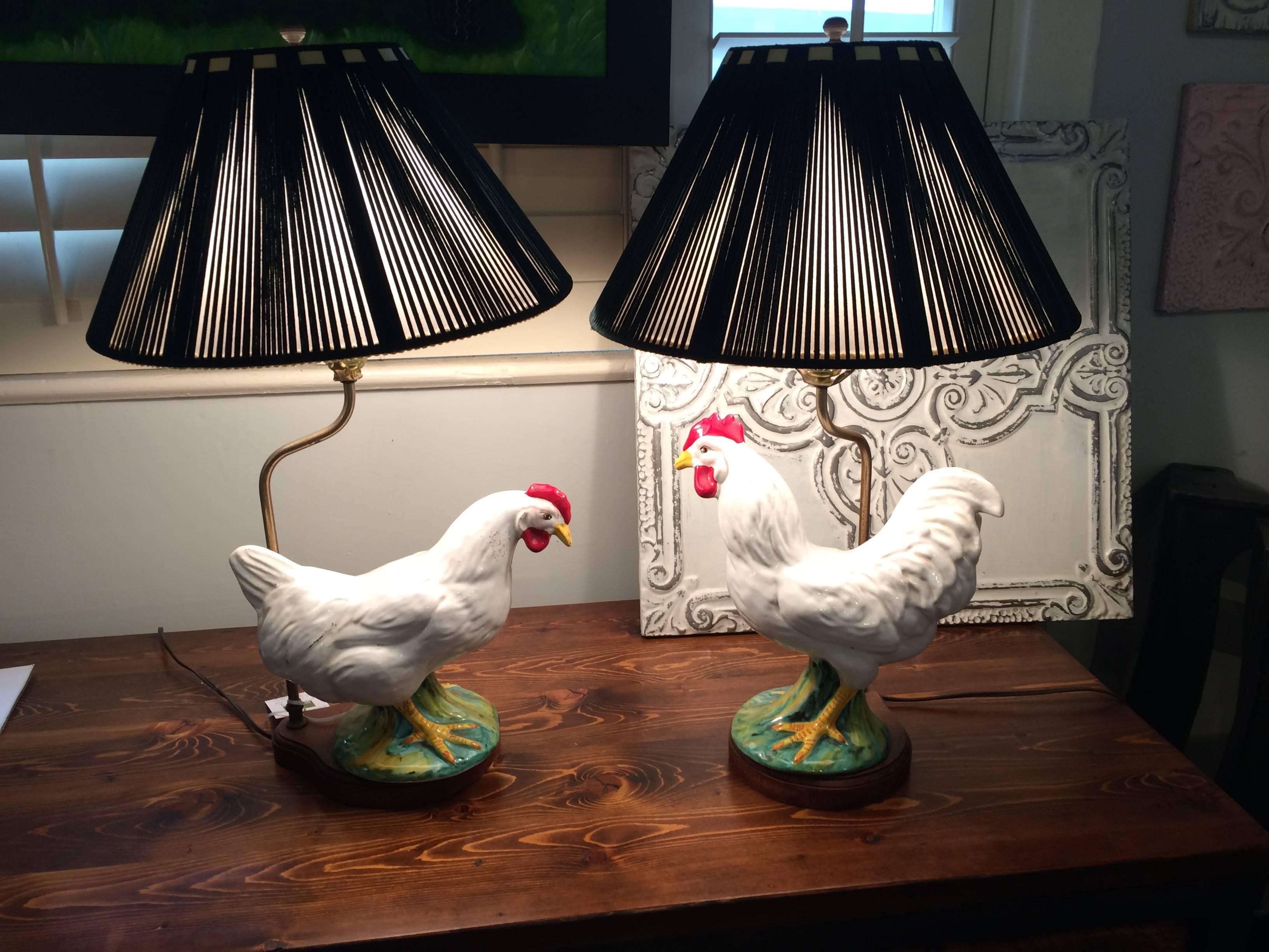 American Adorable Pair of Vintage Ceramic Rooster Lamps