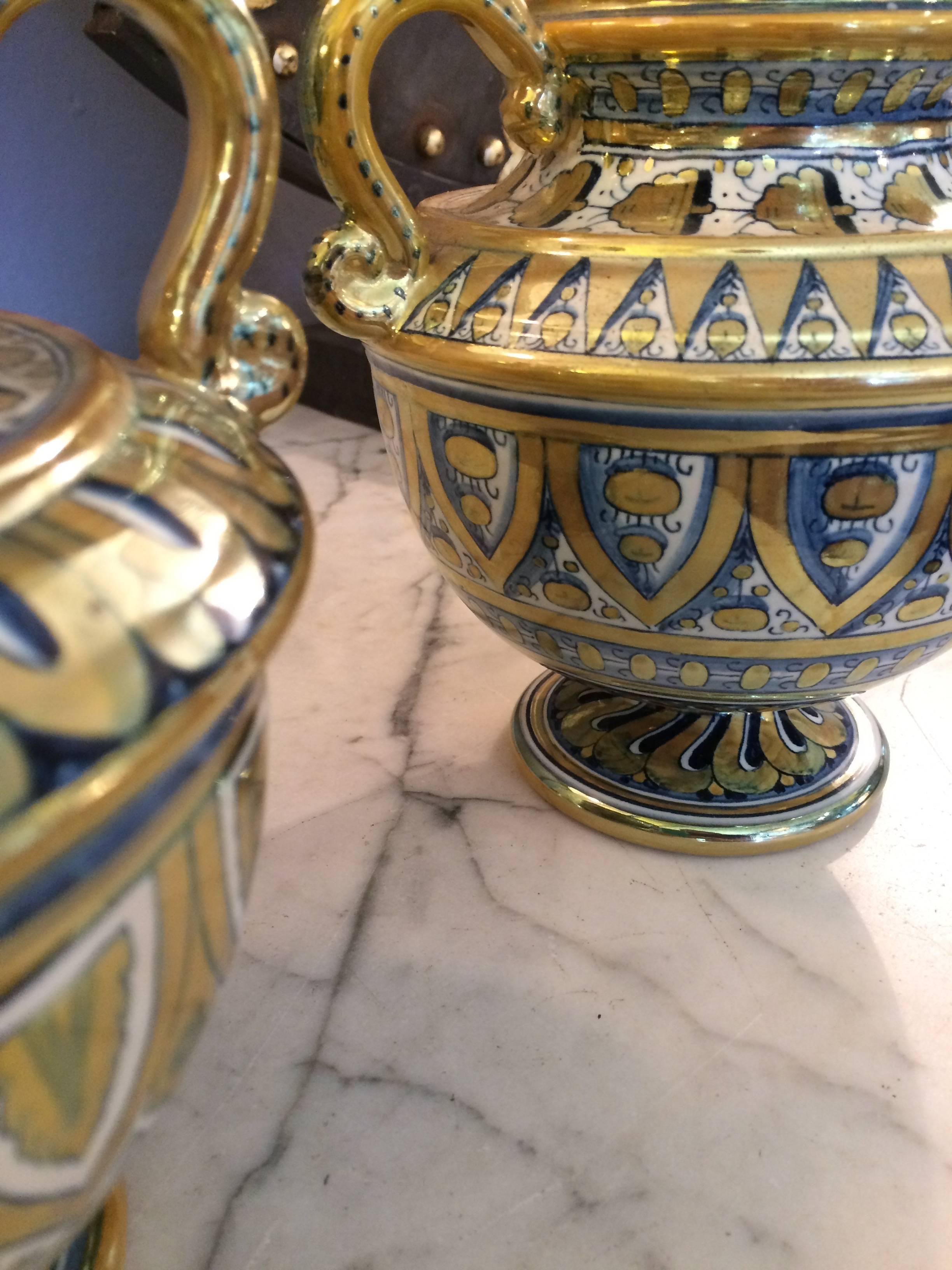 Glistening Pair of Small Italian Lusterware Compotes Urns In Excellent Condition For Sale In Hopewell, NJ