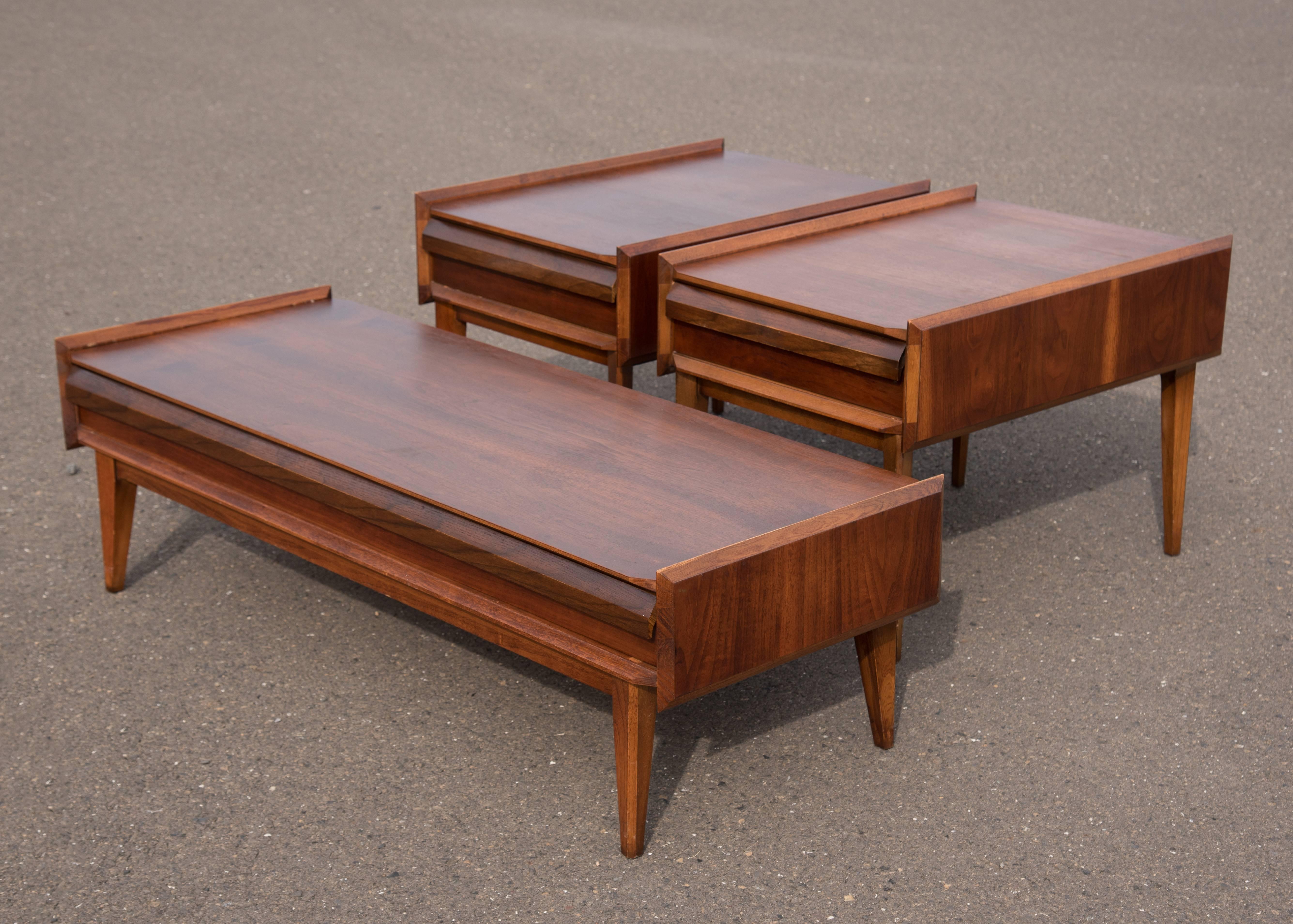 American Pair of Mid-Century Modern Andre Bus Designed End Tables