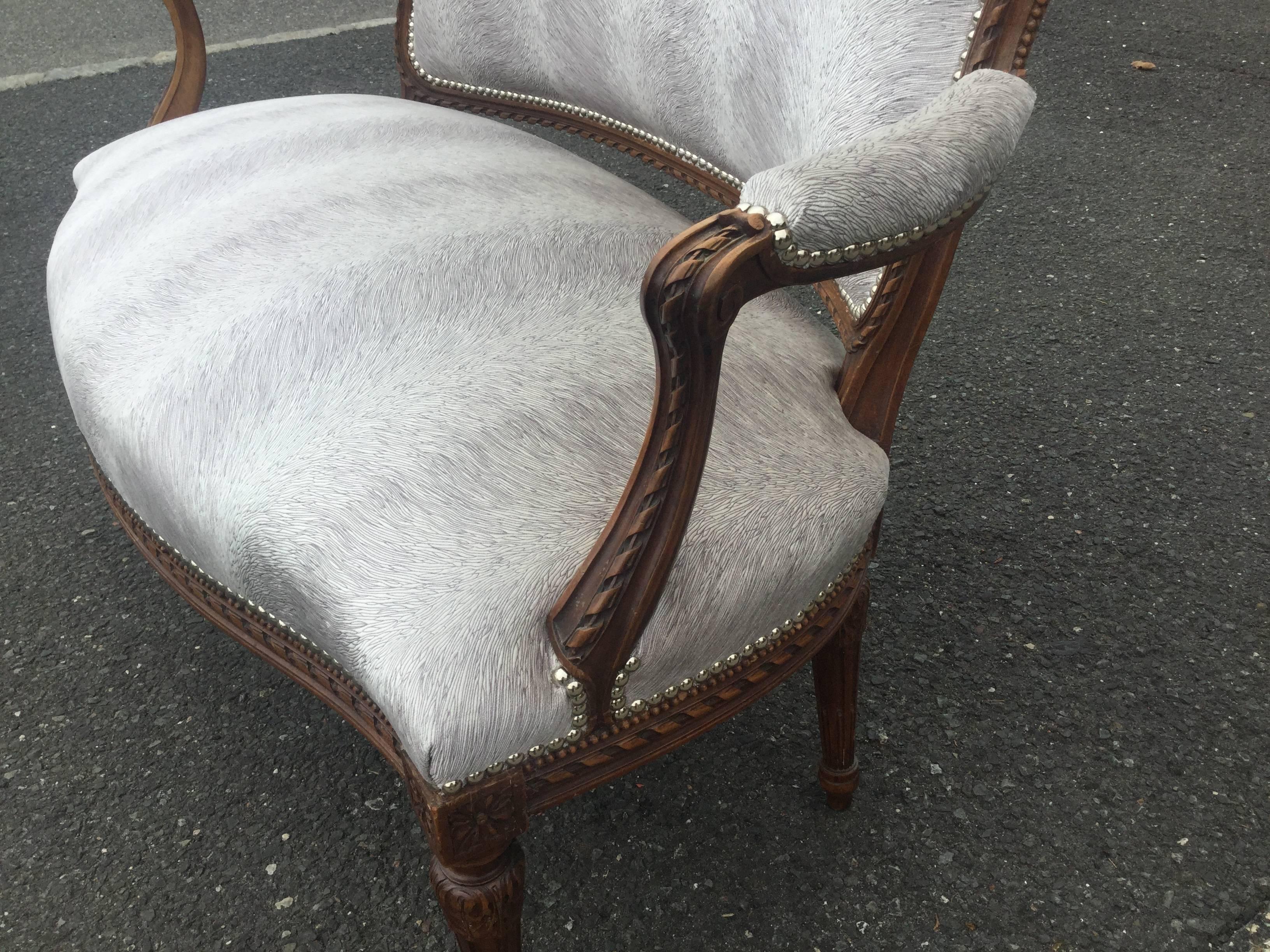 Glamorous French Louis XVI Style Settee In Excellent Condition In Hopewell, NJ