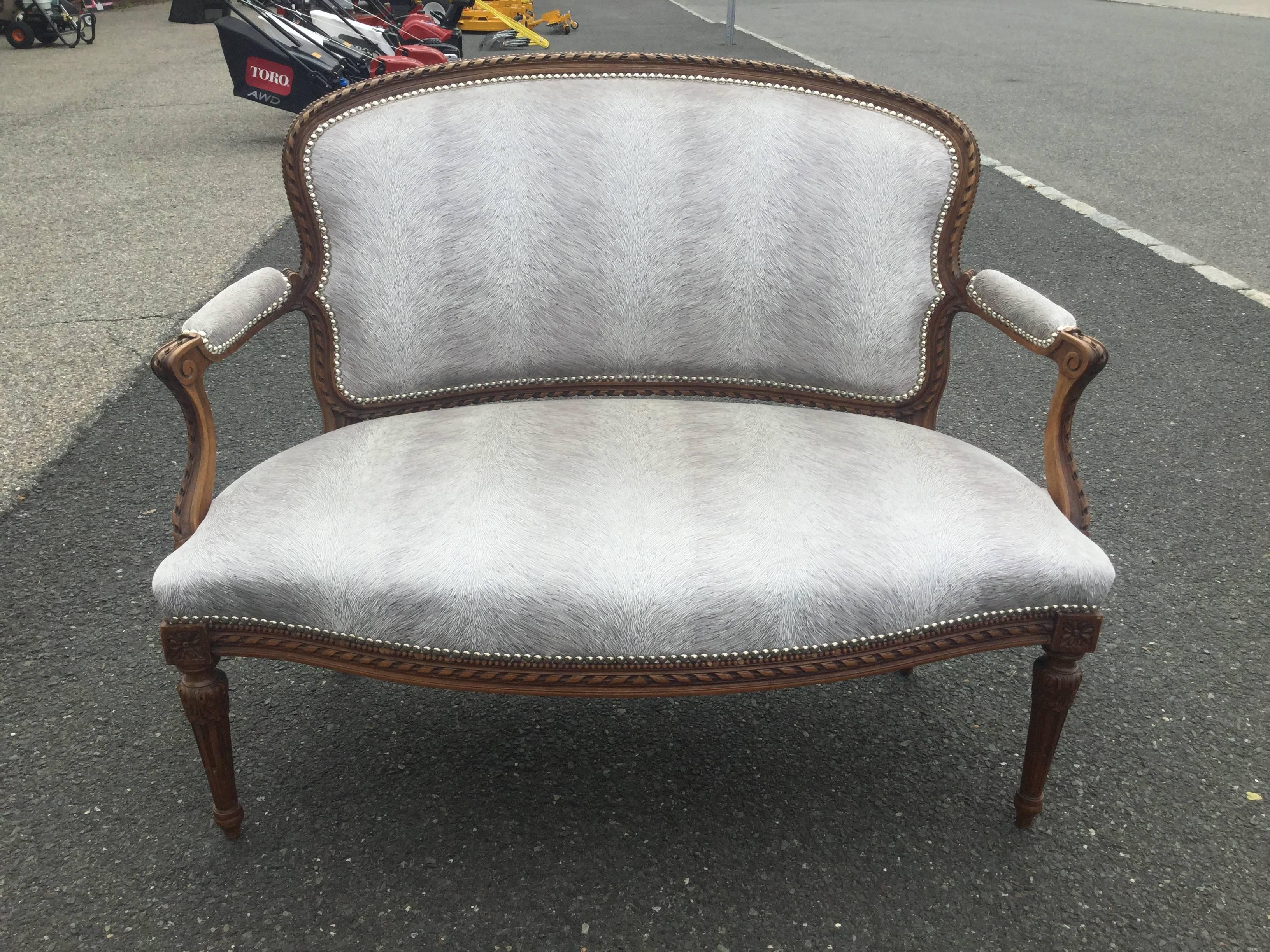 Early 20th Century Glamorous French Louis XVI Style Settee