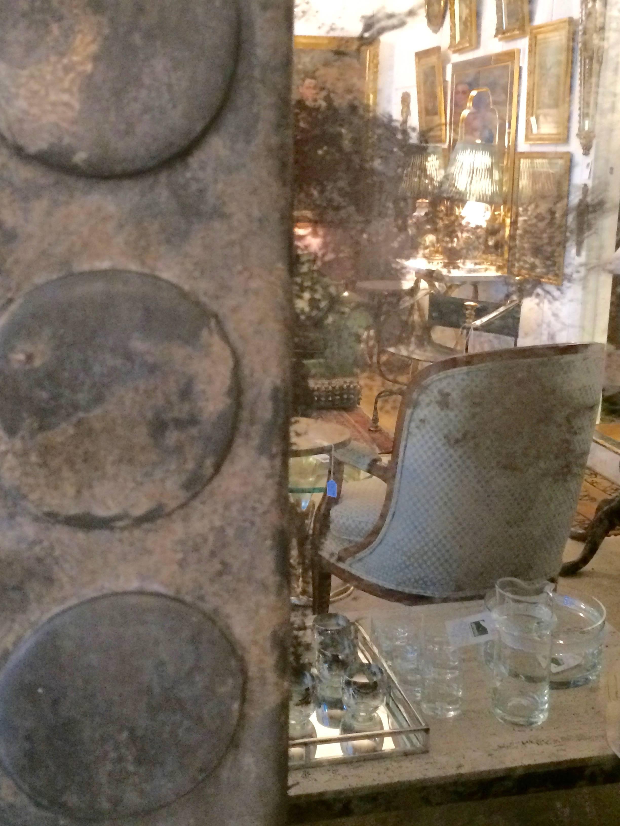Sensational Large Holly Hunt Mirror for Formations In Excellent Condition In Hopewell, NJ