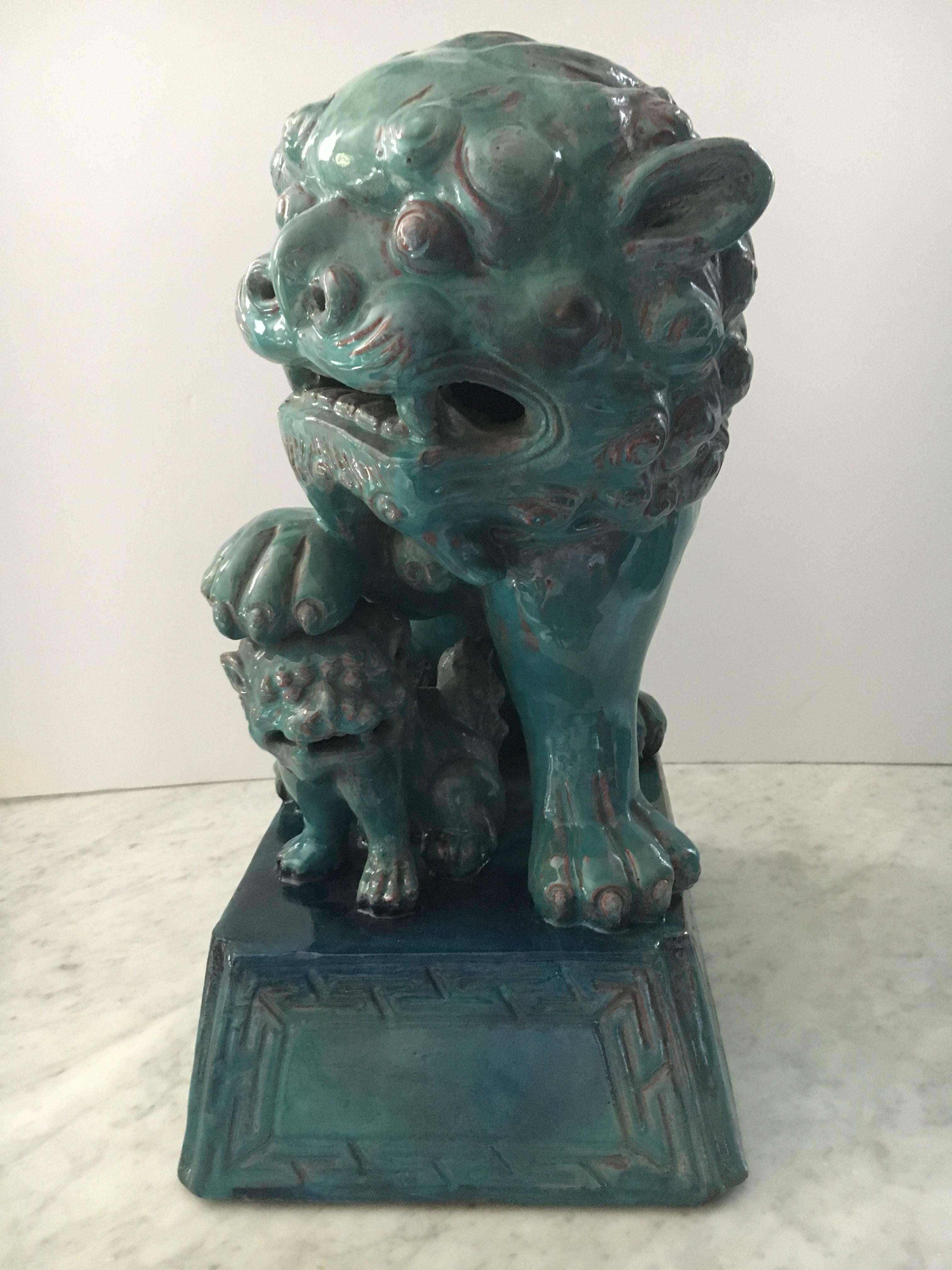 Striking Large Pair of Turquoise Chinese Foo Dogs In Excellent Condition In Hopewell, NJ
