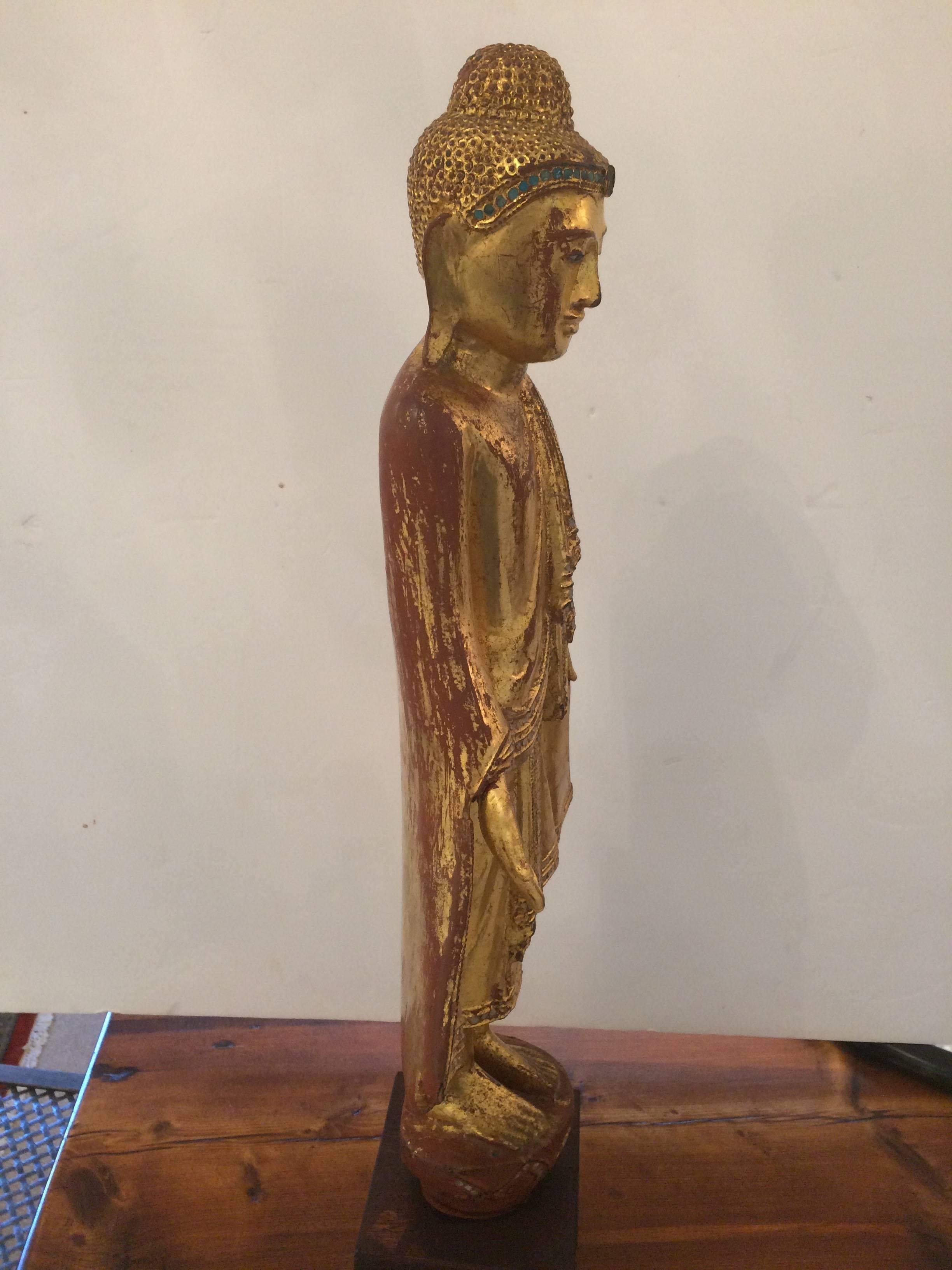 Gem of a Giltwood Thai Buddha Sculpture For Sale 3