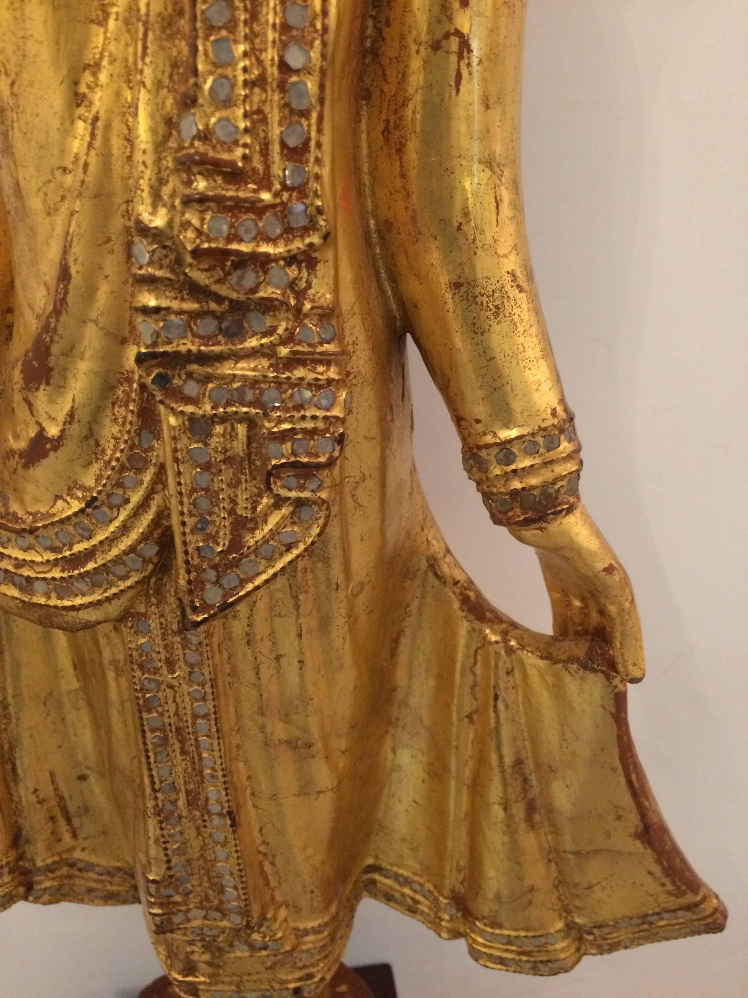 Gem of a Giltwood Thai Buddha Sculpture For Sale 2