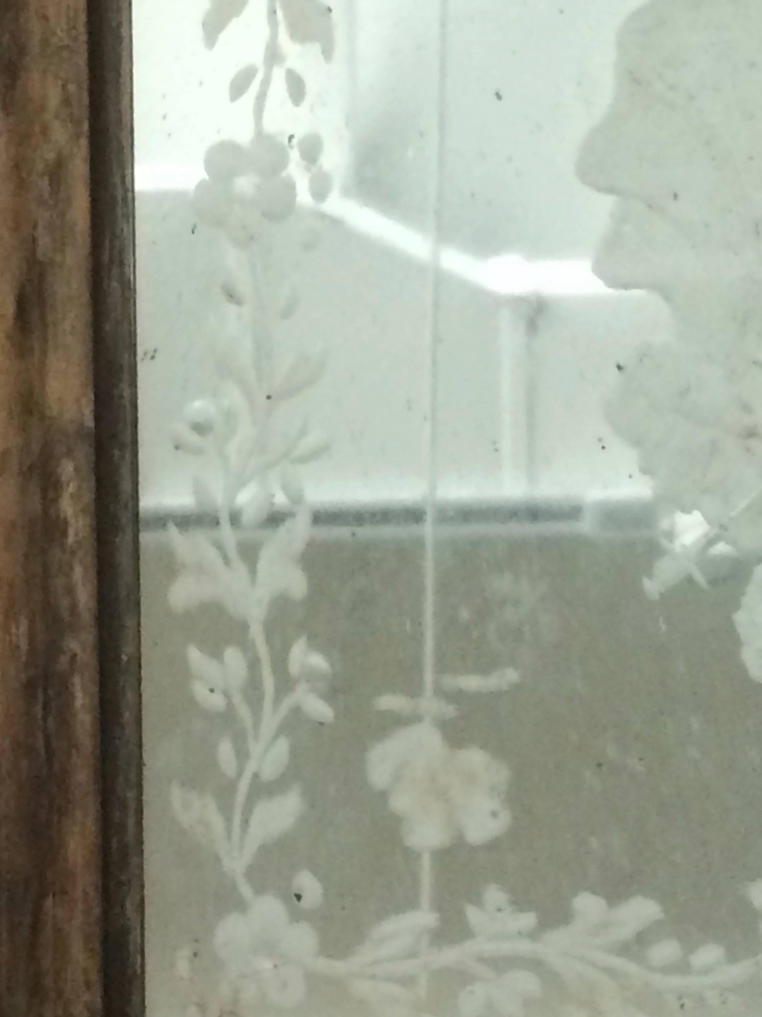 Charming Early Venetian Etched Mirror In Excellent Condition In Hopewell, NJ