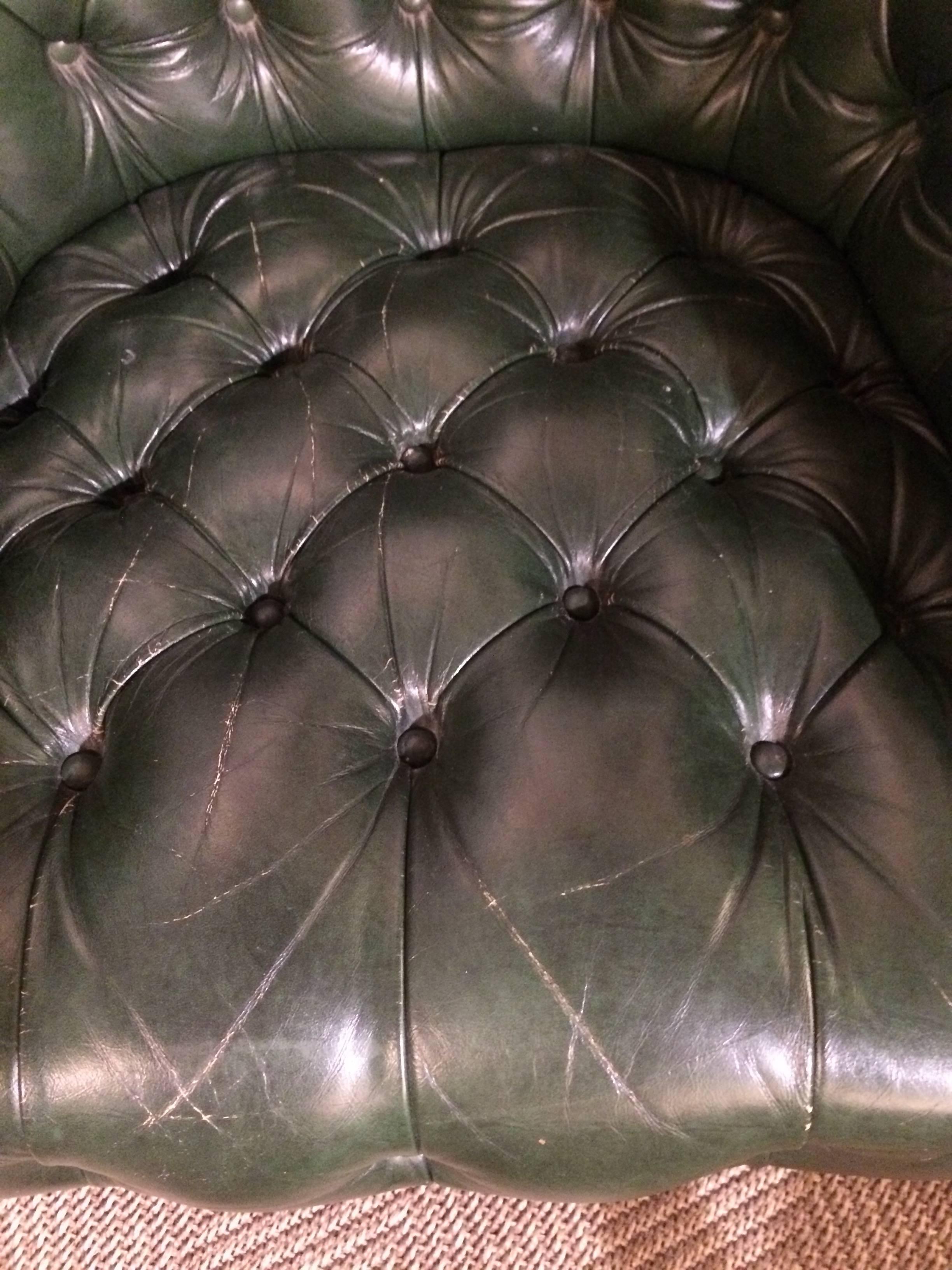 American Yummy Pair of Dark Green Leather Tufted Club Chairs