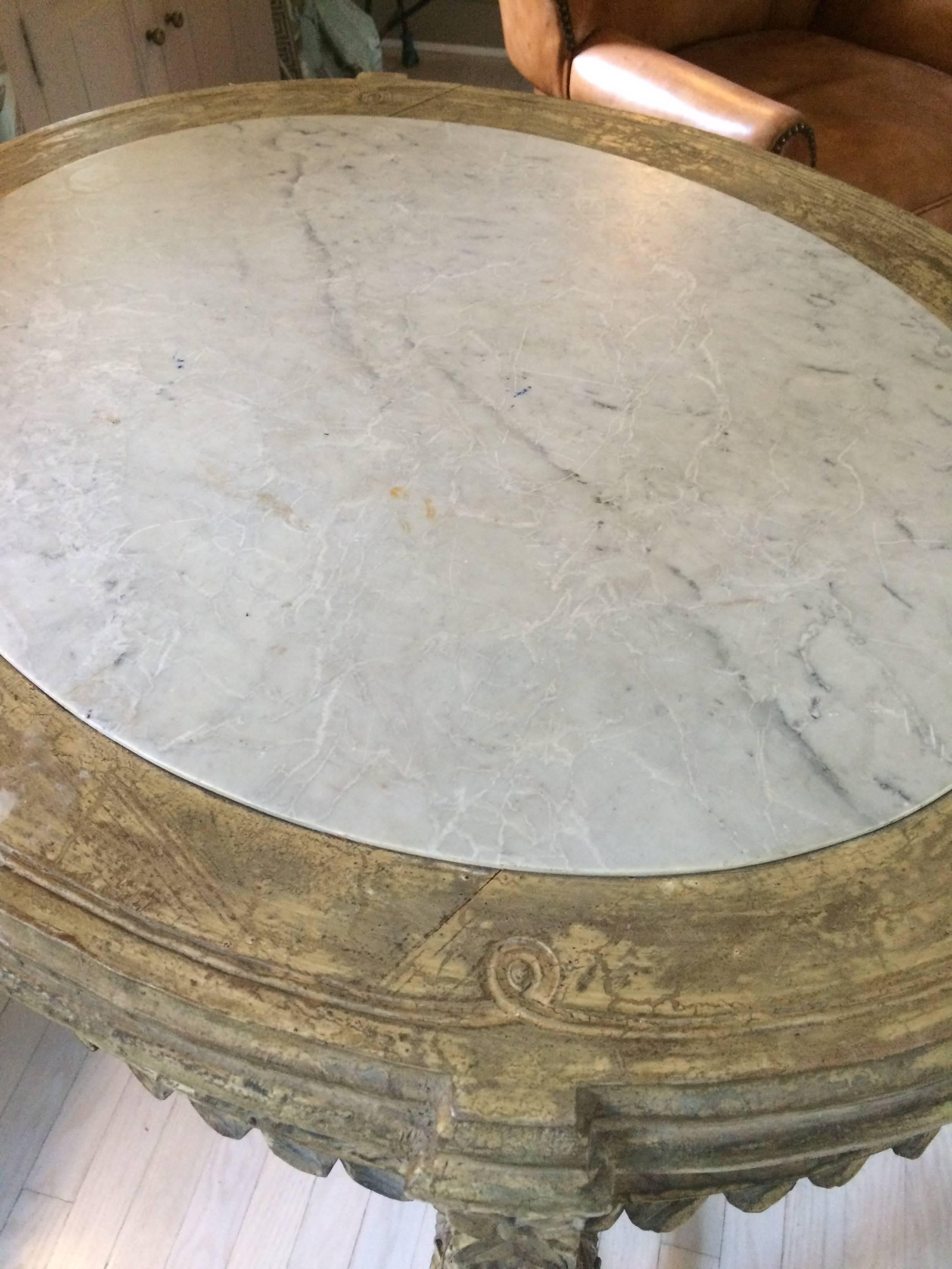 Lovely French Painted Wood and Marble Oval Side Table In Excellent Condition In Hopewell, NJ