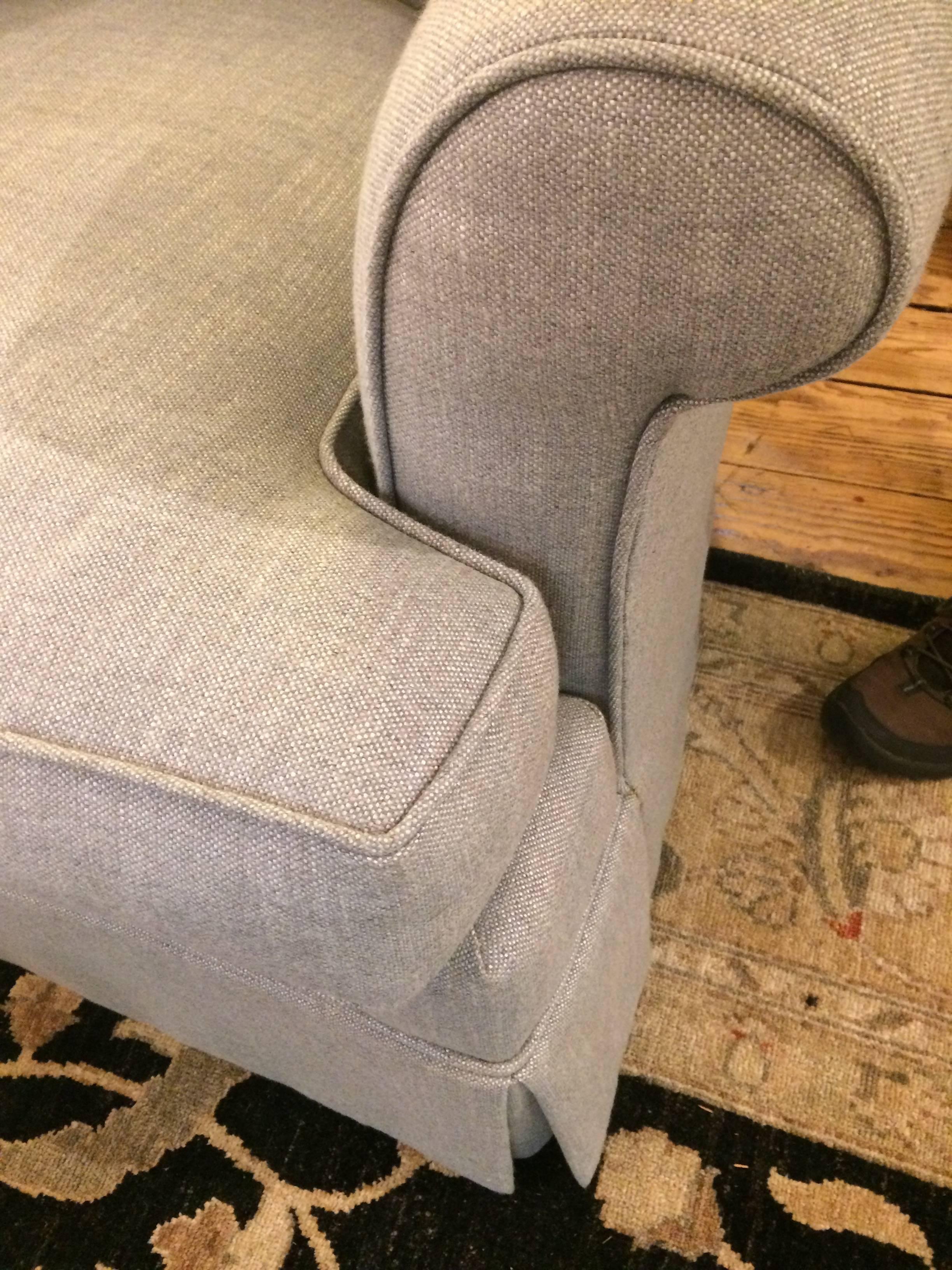 Great Looking Pair of Smart Platinum Gray Linen Sofa Loveseats 5