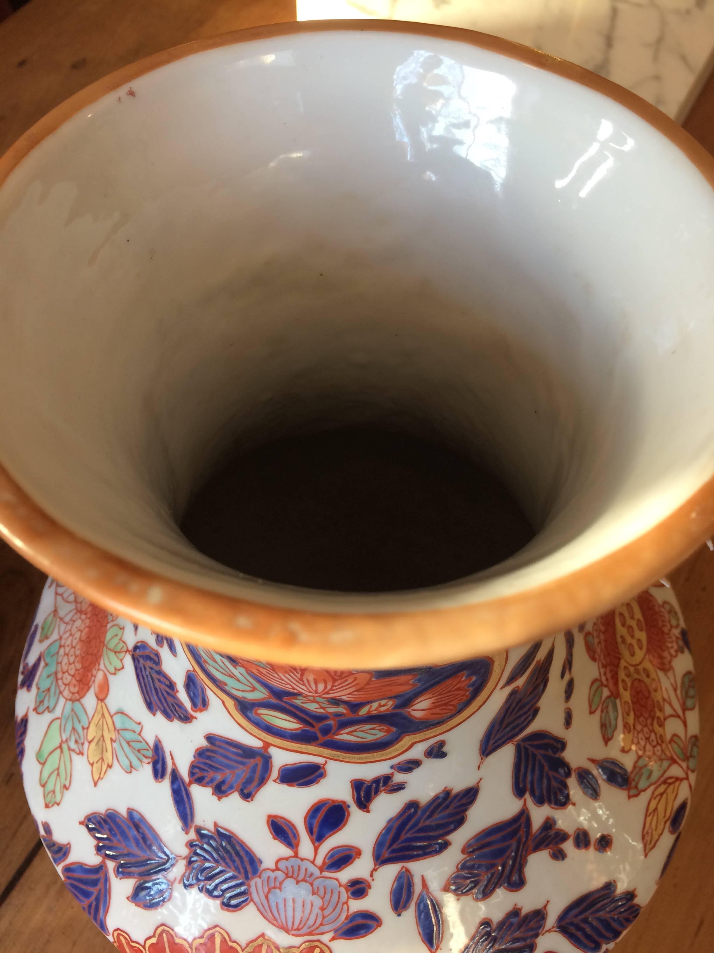 Gorgeous Pair of Imari Style Painted Vases 1