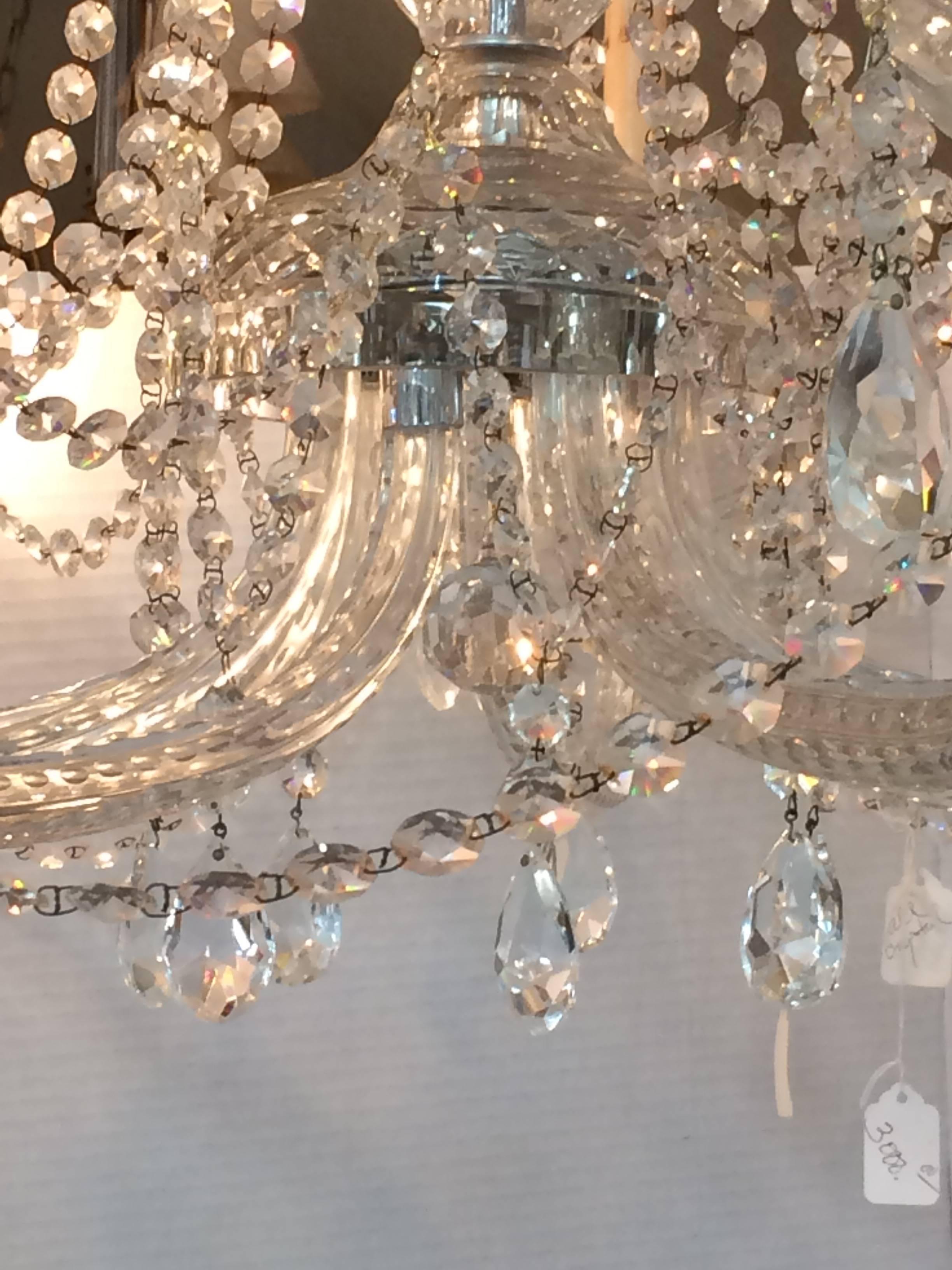 Luminous Large Eight-Arm French Crystal Chandelier In Excellent Condition In Hopewell, NJ